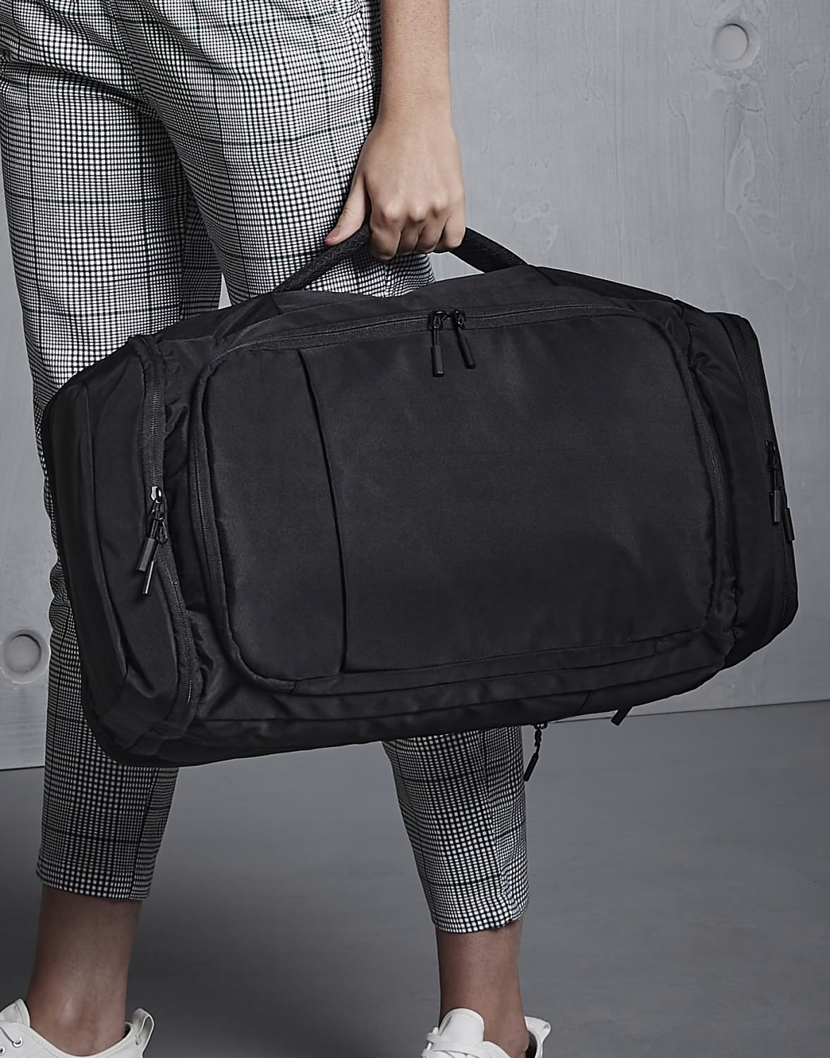 PLECAK DO SAMOLOTU BAGAŻ PODRĘCZNY TORBA KABINOWA Model Pitch Black 24 Hour Backpack