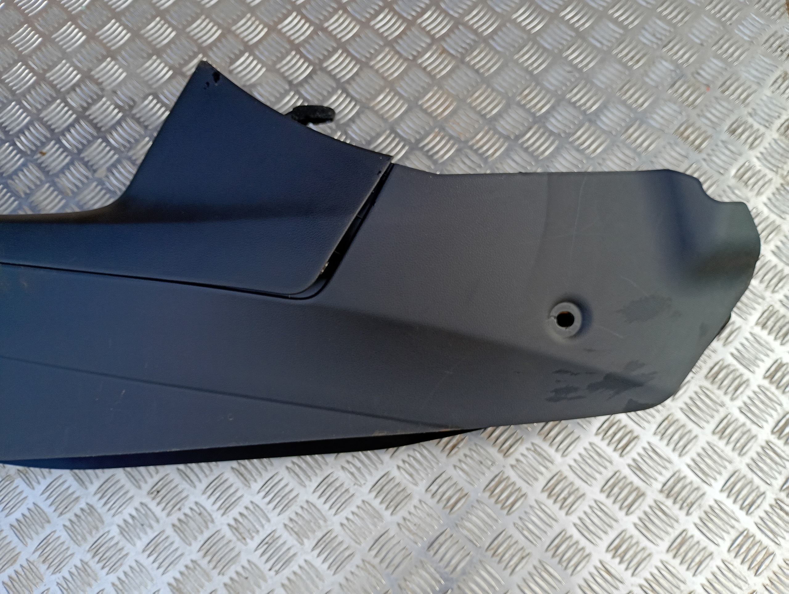 armrest tunnel central KIA CEED II 84651-A2000