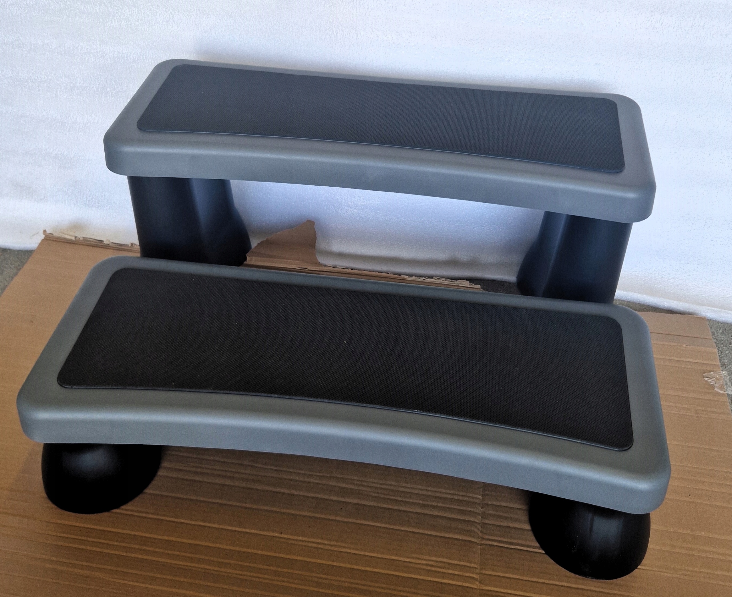 Schodki schody do jacuzzi 90x65x42