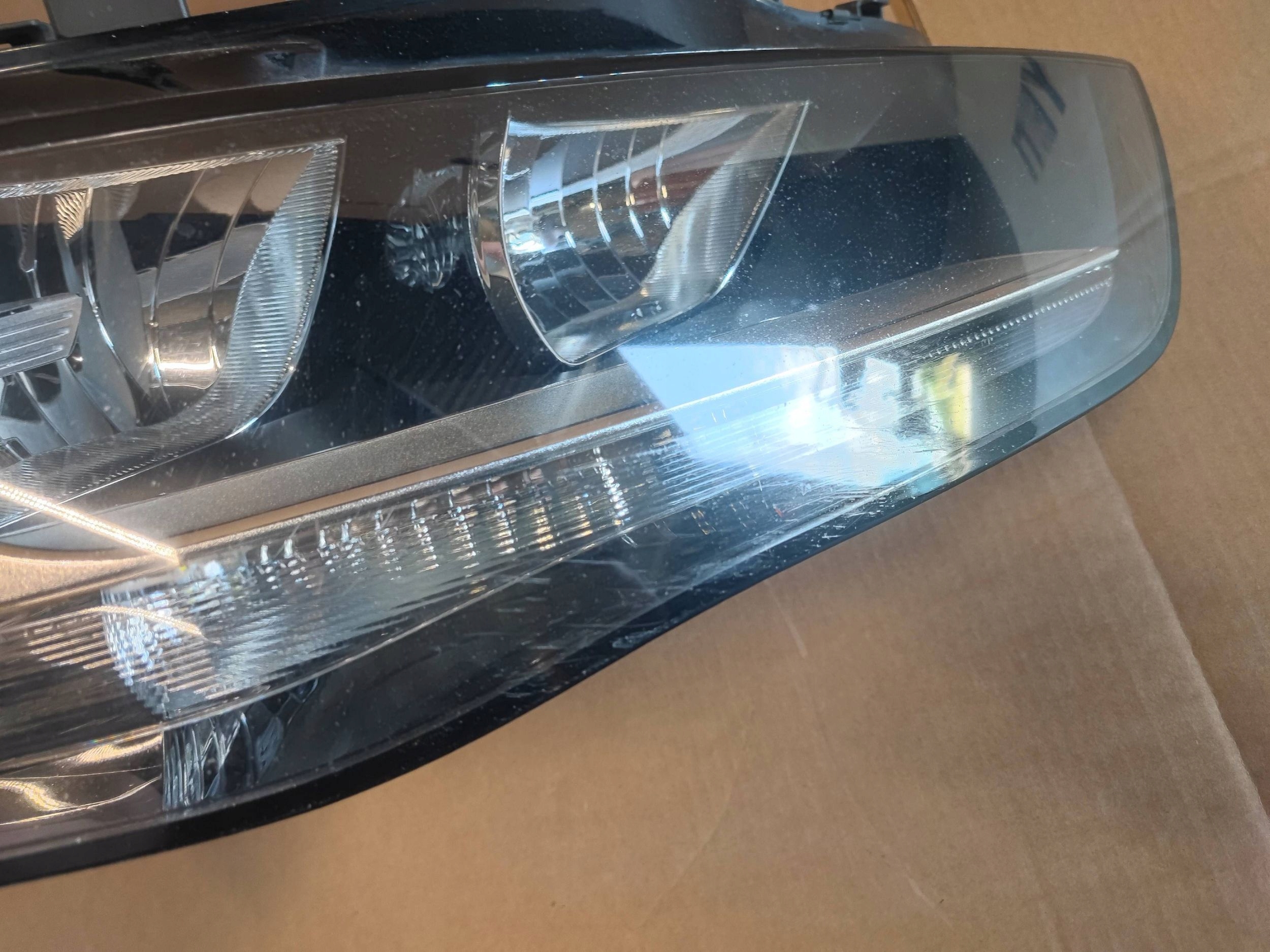 AUDI A4 B8 LIFT light front front left 8K0941004AB complete
