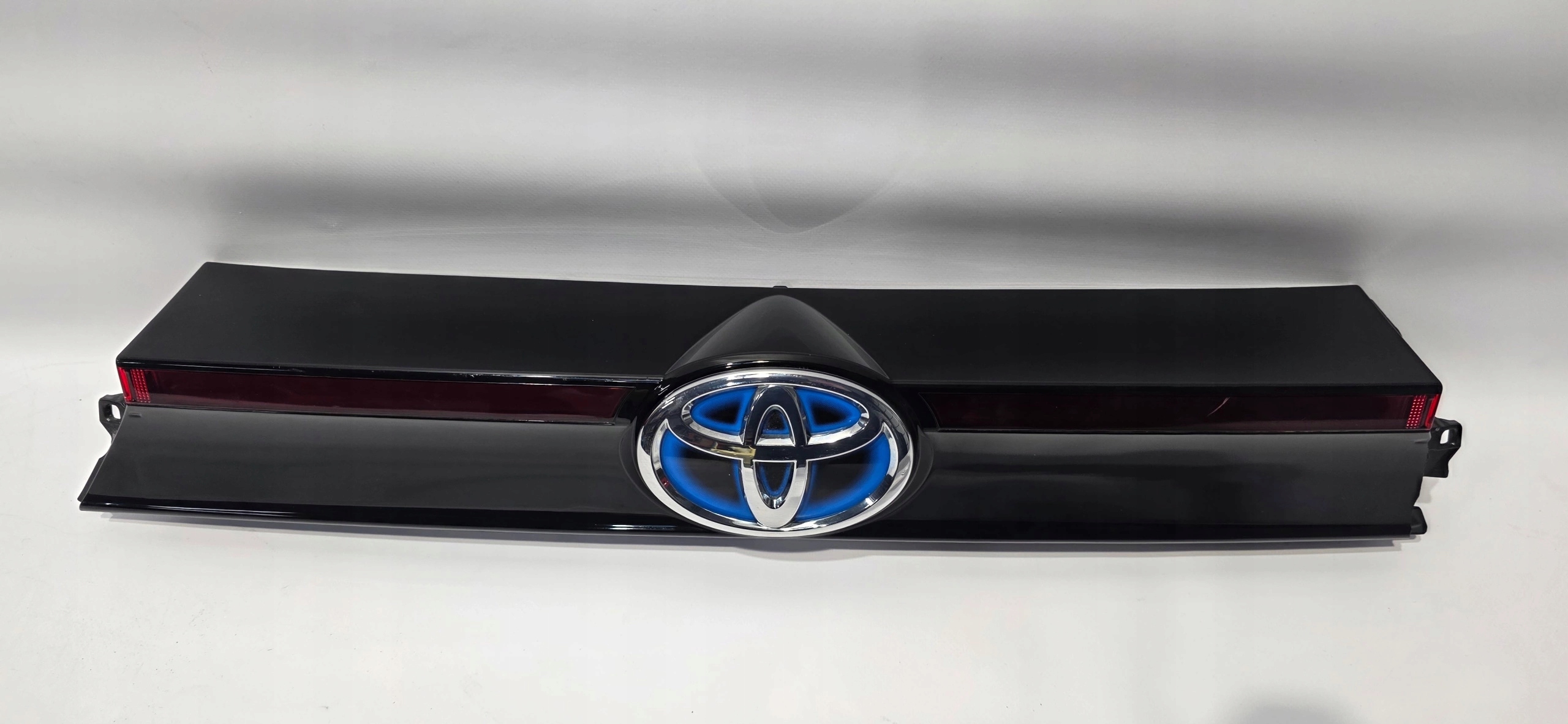light cap rear part TOYOTA YARIS CROSS 20- original EUROPA
