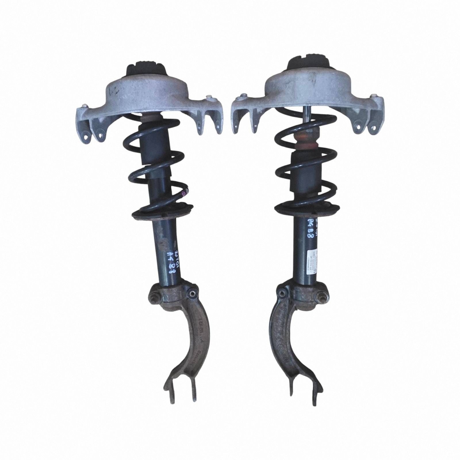 shock absorbers front KOMPLET 2SZT front AUDI A4 B8 LIFT 2.0 TDI 8T0413031A