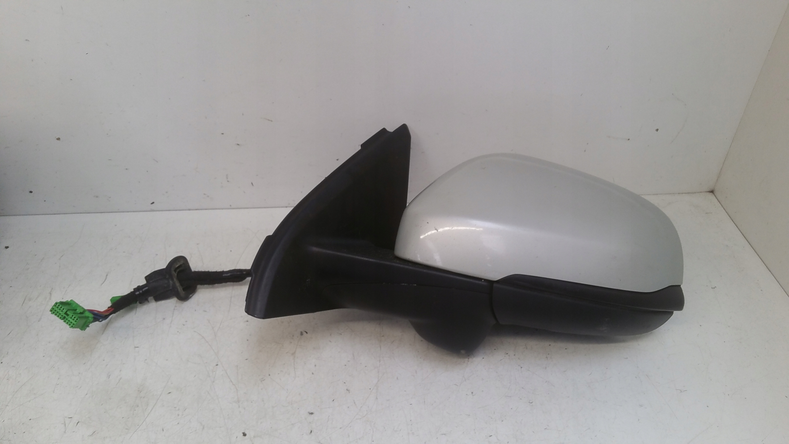 mirror left 16+2 pin 481-16 Volvo V60