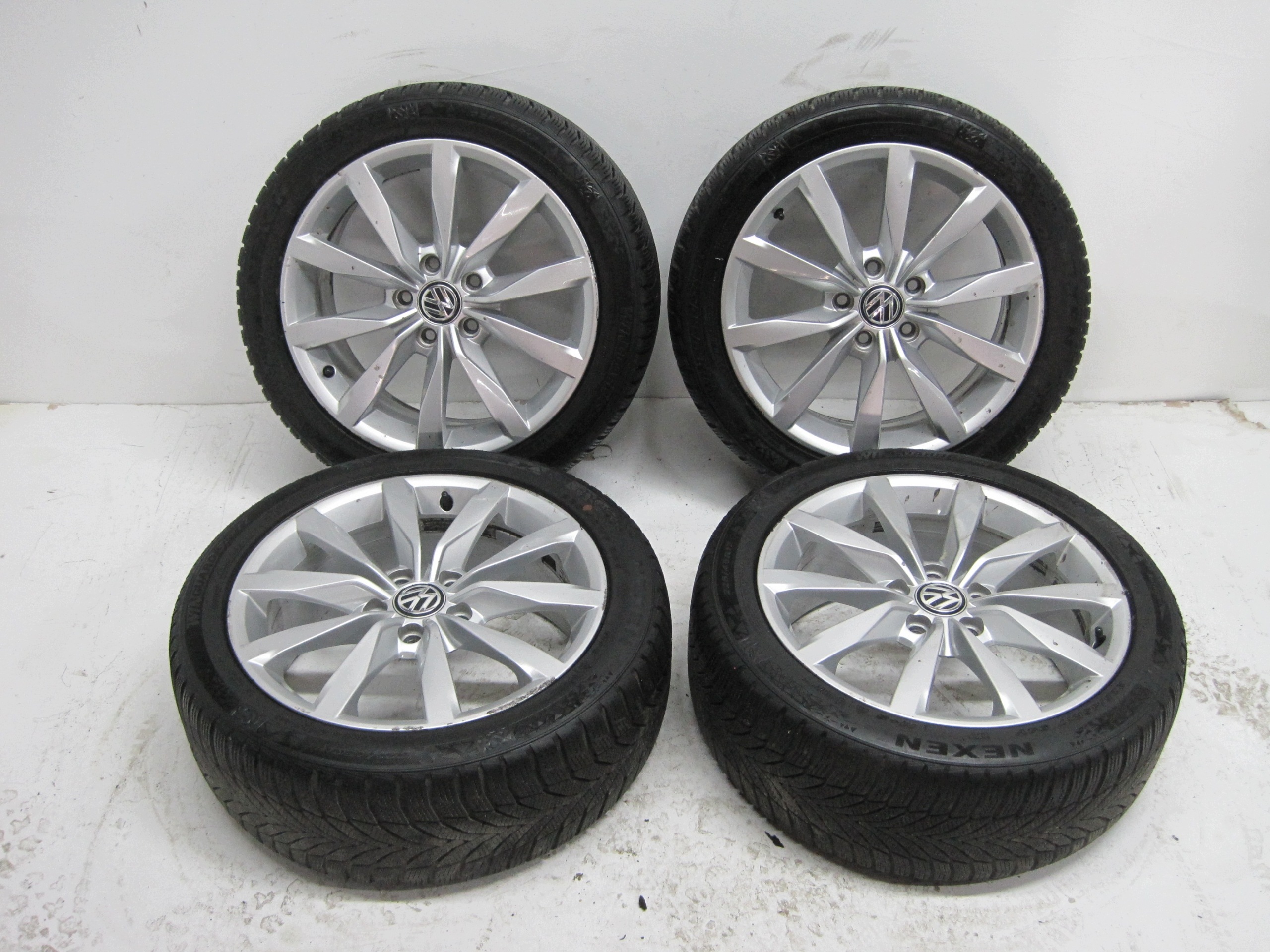wheels discs tyres VW Golf 7 VII 5G0 R17 M+S 6MM