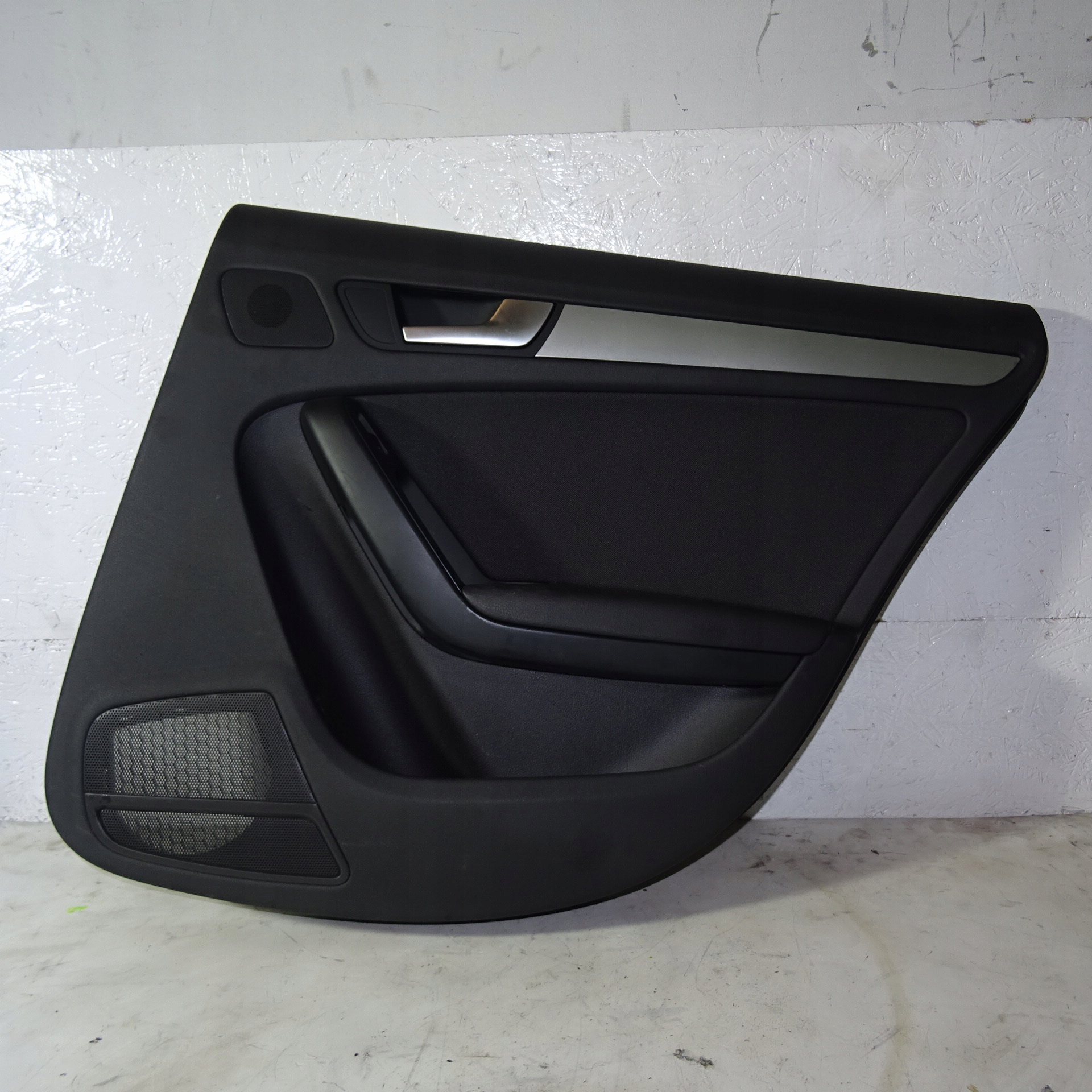 AUDI A5 upholstery door rear part right 8K0867306