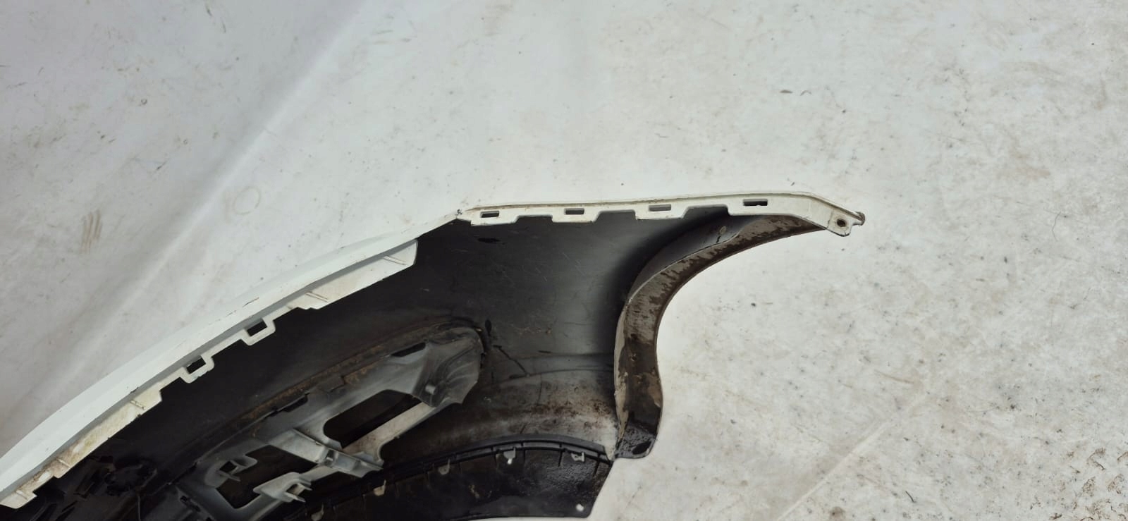 VW TOURAN 1T0 10-15 bumper front front without DZIUR 1T0807221M