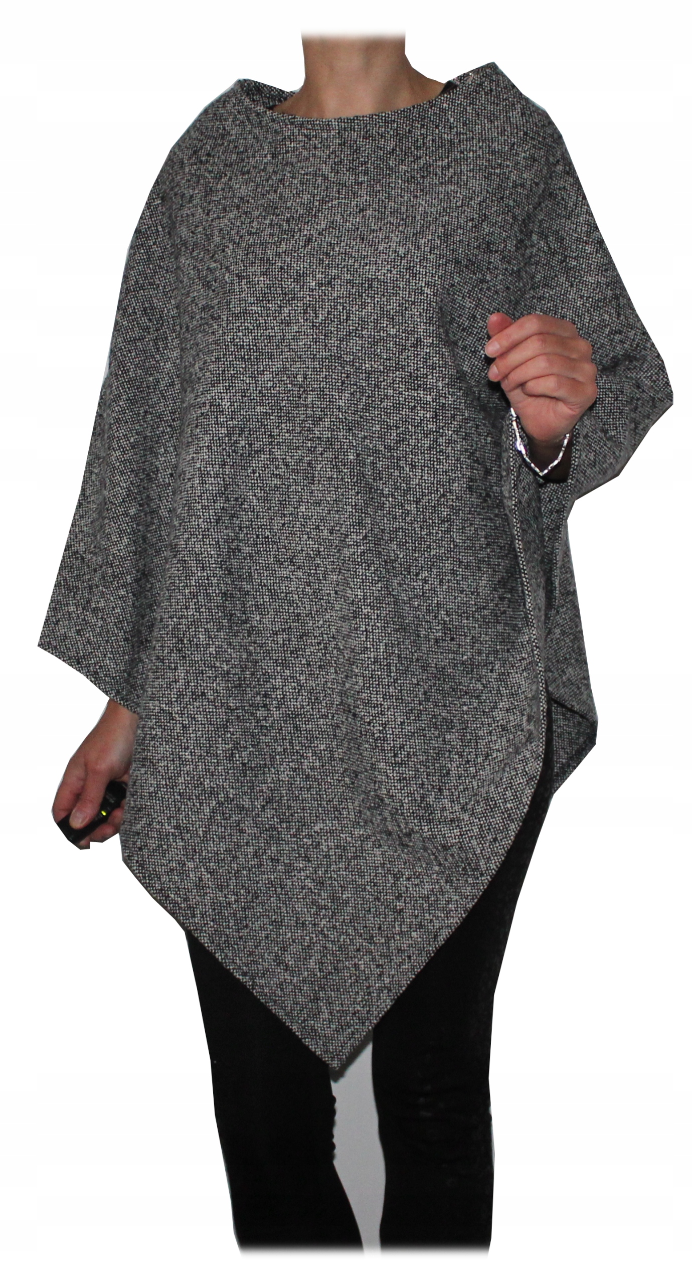 PONCZO MELANŻ CZARNO-BIAŁY CIEPŁE Marka inna