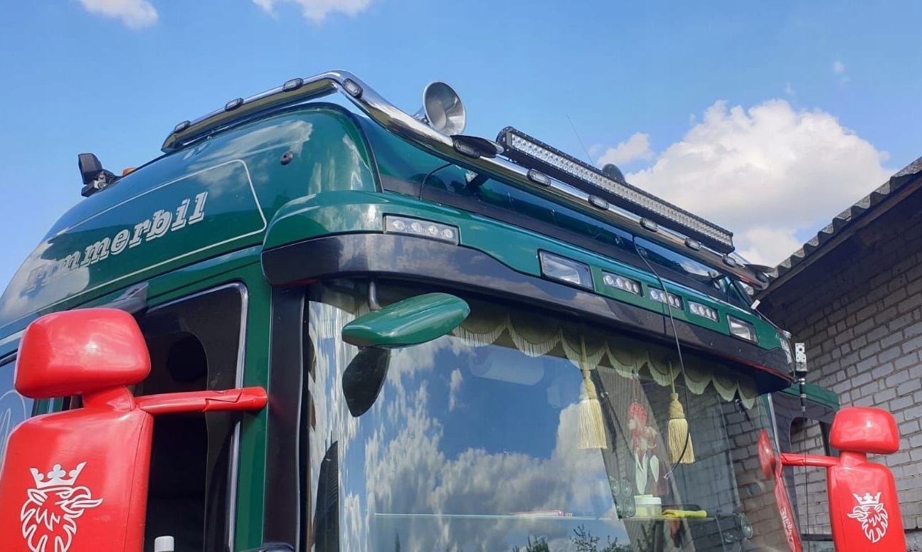 Orurowanie gorne Scania Highline (duże)