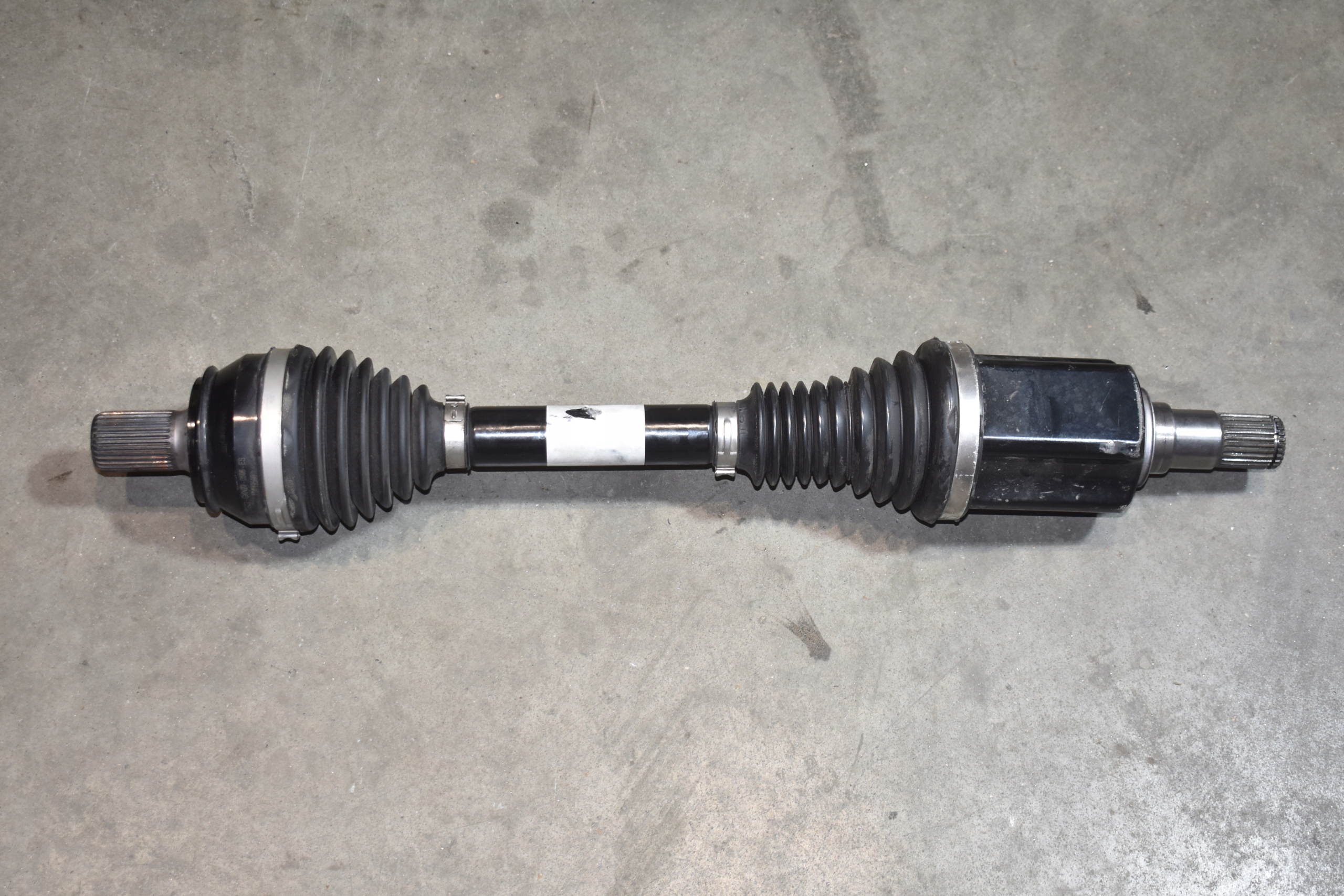 IDEALNA semi-axis front front right MERCEDES W214 W254 W236 1