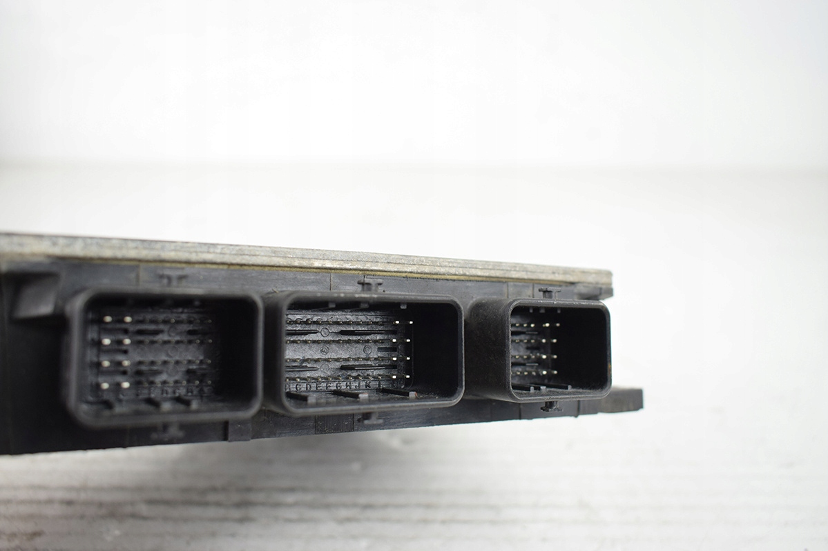 computer Centralina RENAULT CLIO III 8200911560