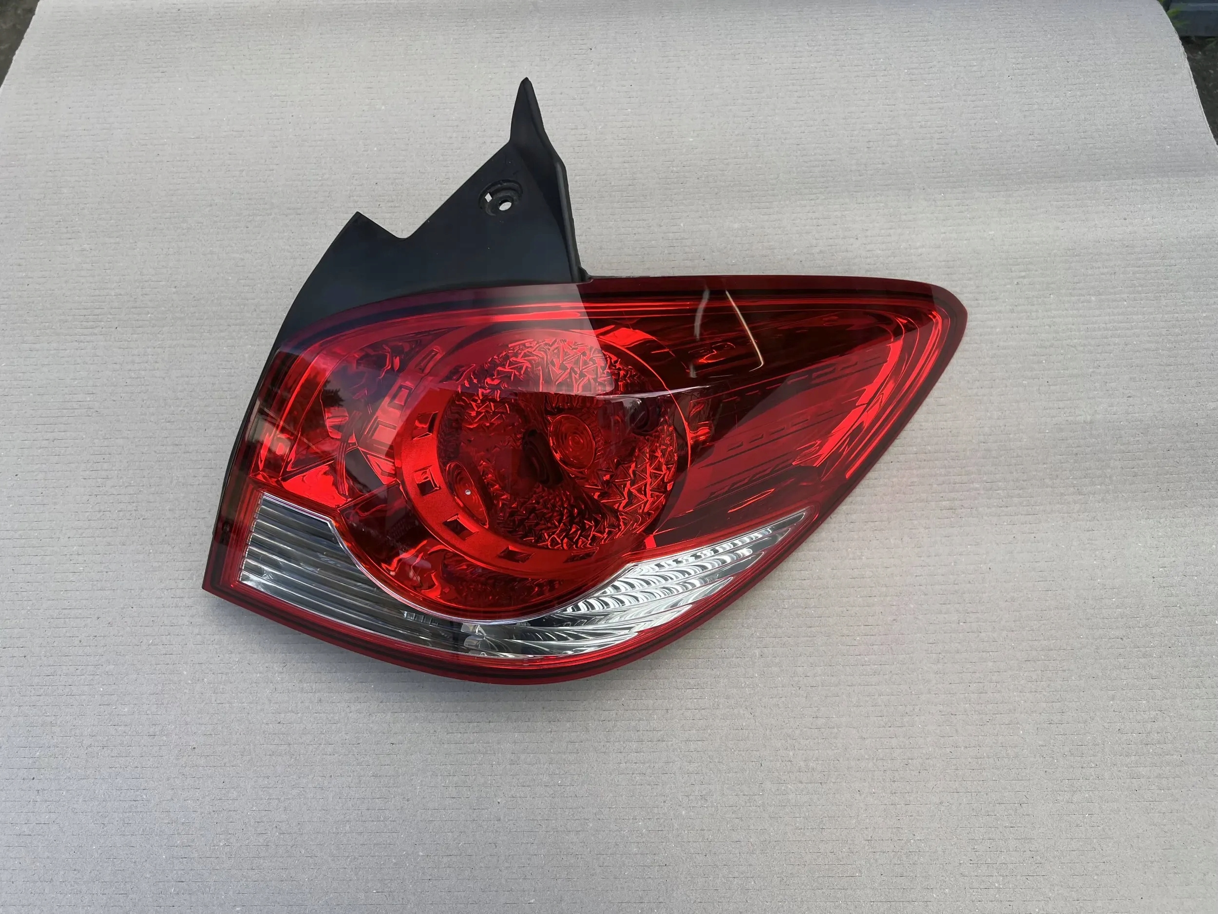 Chevrolet Cruze KL1J Rückleuchte Rearlamp - Thumbnail 1