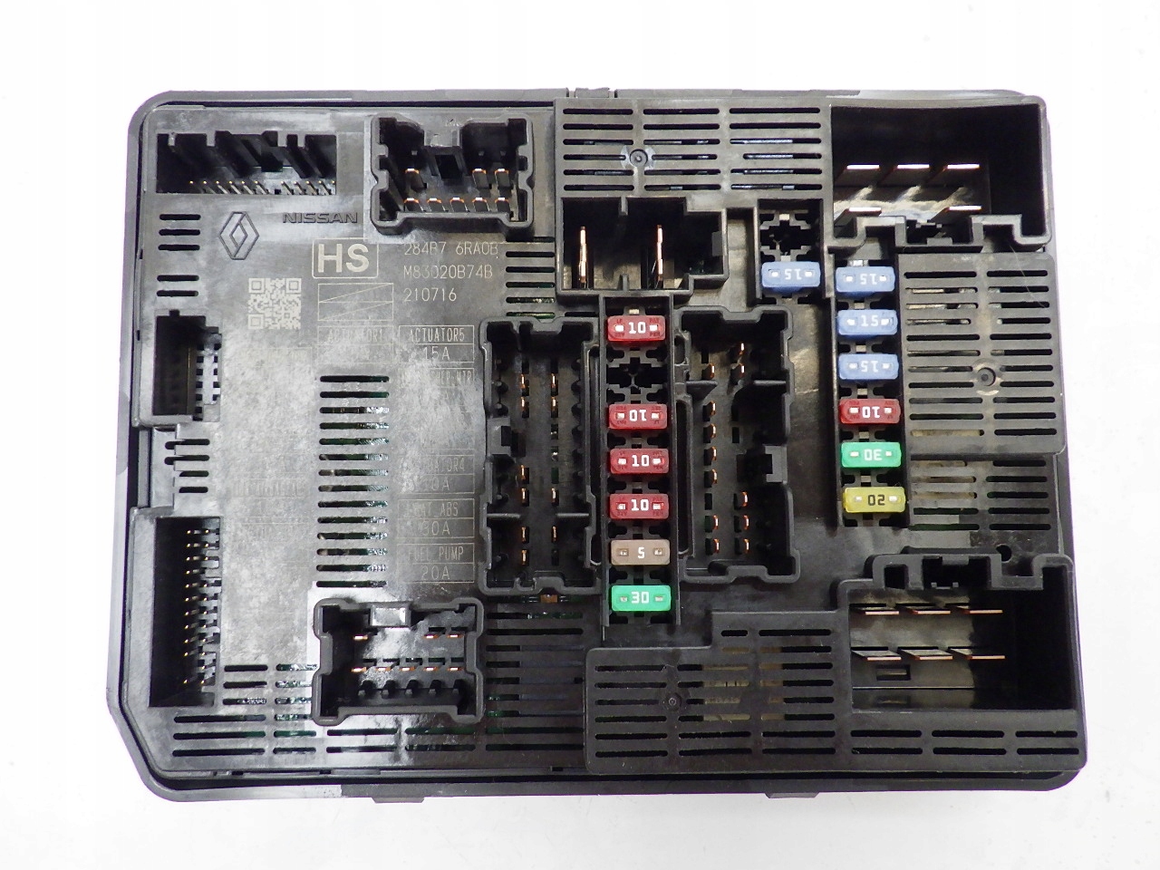 QASHQAI III J12 1.3 MODUŁ SKRZYNKA BEZPIECZNIKÓW Producent części Nissan OE