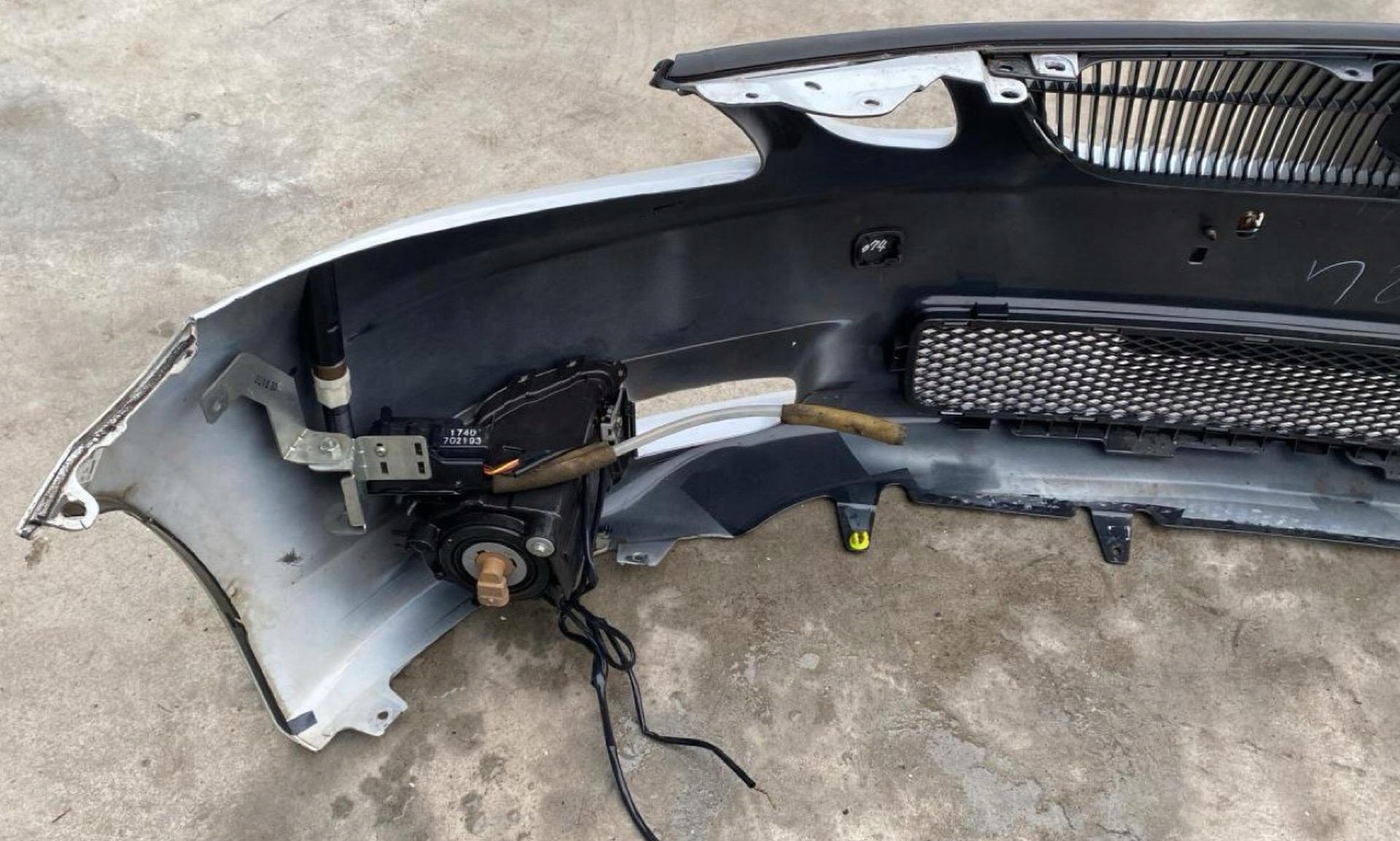 бампер передний lexus GS 300 2005-2008 oe 52119-30671
