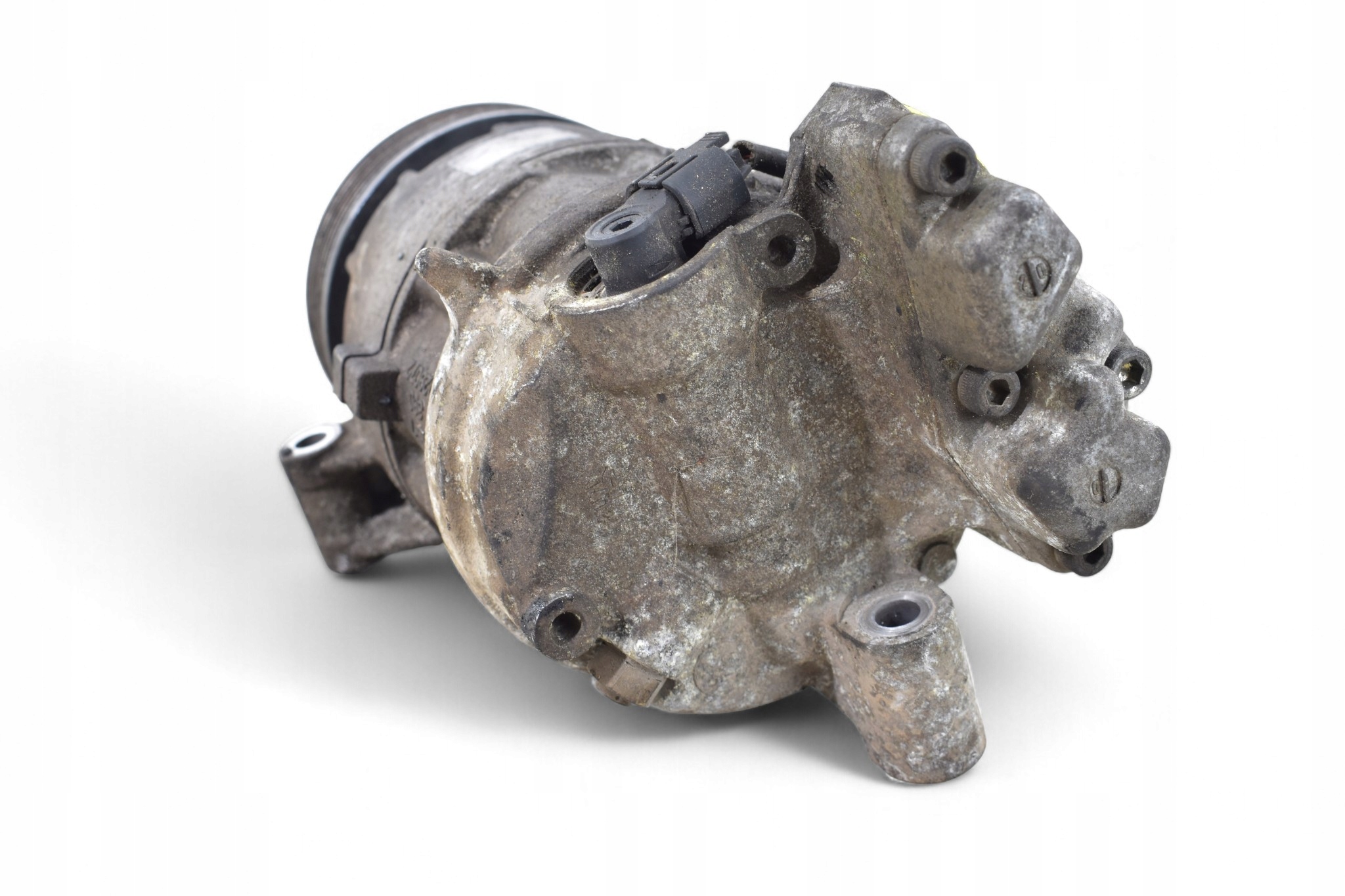 kompresor klimatizacije BMW E81 E87 E90 E91 2.0i 9182794