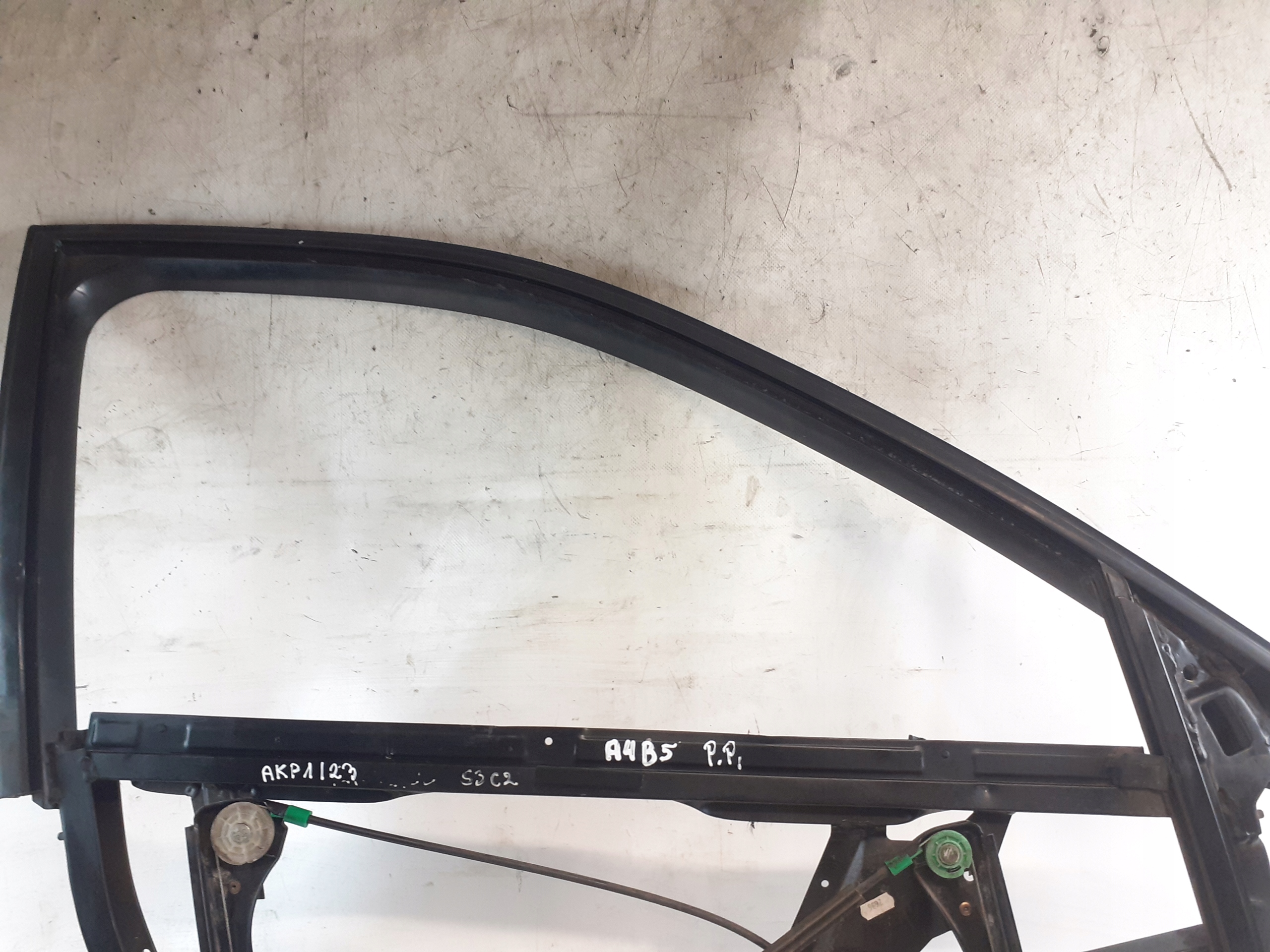 frame, window regulator right front Audi A4 B5