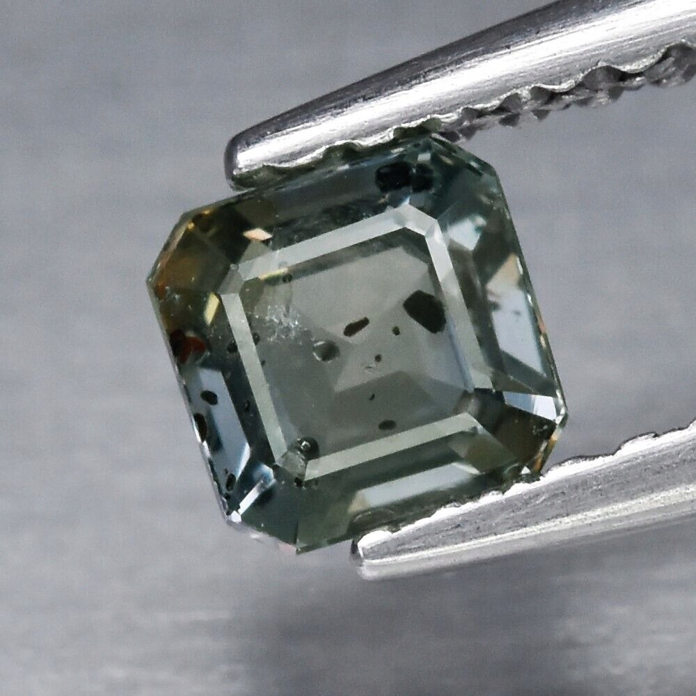 Přírodní Safír 0.52ct Šedý Emerald eCertifikát Wbd