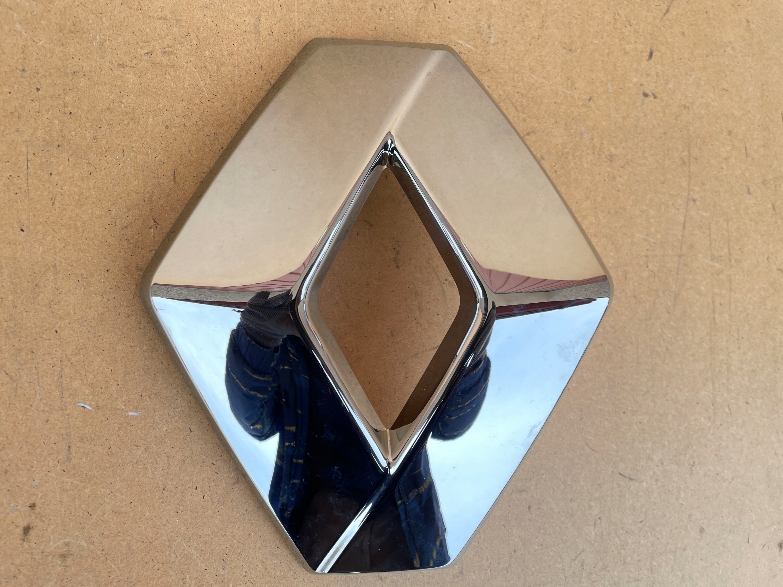 RENAULT MASTER IV 4 TRAFIC III 3 ZNACZEK LOGO GRILL ATRAPA