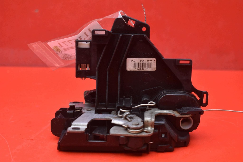 lock door left front front EU 3B1837015 SEAT IBIZA 3 III 6L 3D 02-06