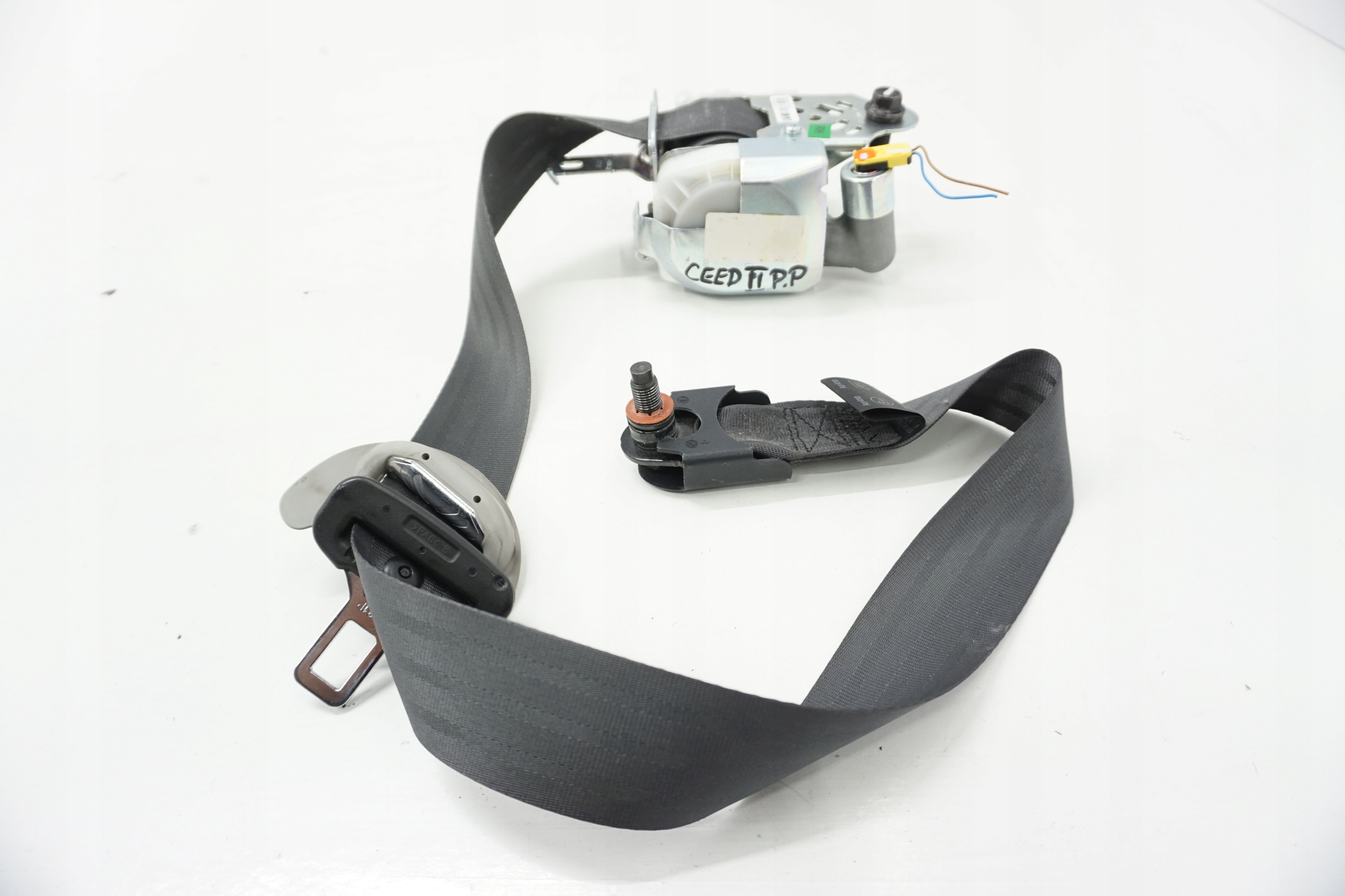 88820-A2000 - KIA CEED II РЕМІНЬ БЕЗПЕКИ ПЕРЕДНІЙ ПРАВИЙ