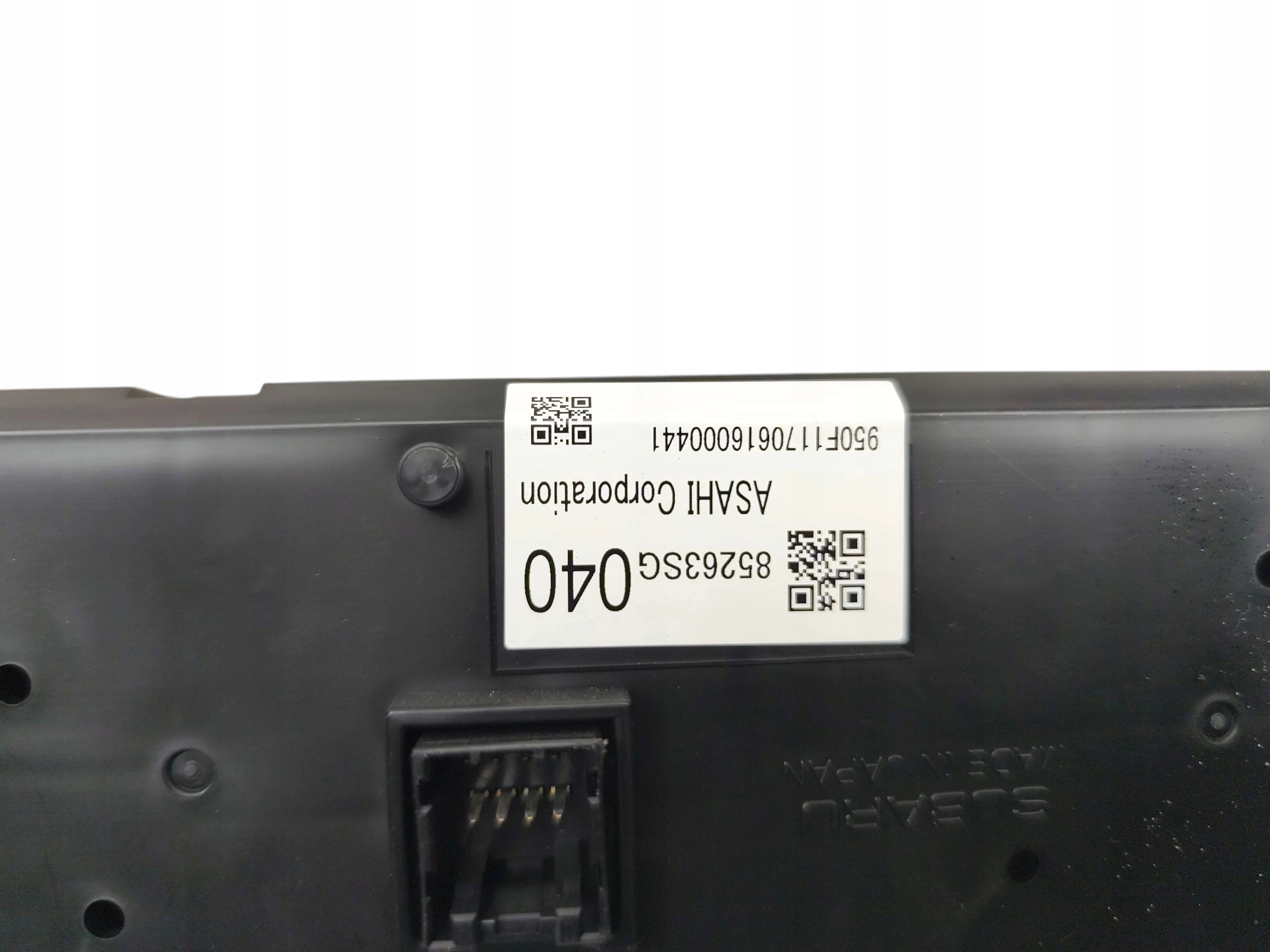 Écran SUBARU FORESTER IV LIFT (2015-2018) 85263SG040