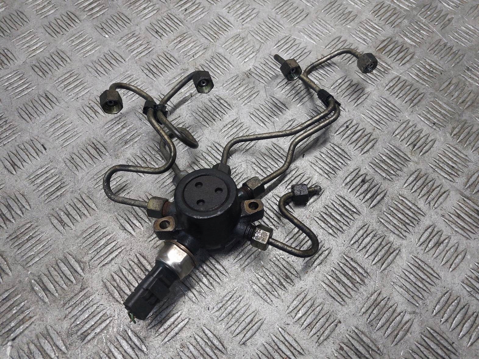 ROZDZIELACZ PALIWA RENAULT SCENIC II 1.5 DCI 8200057345 R9144Z010D