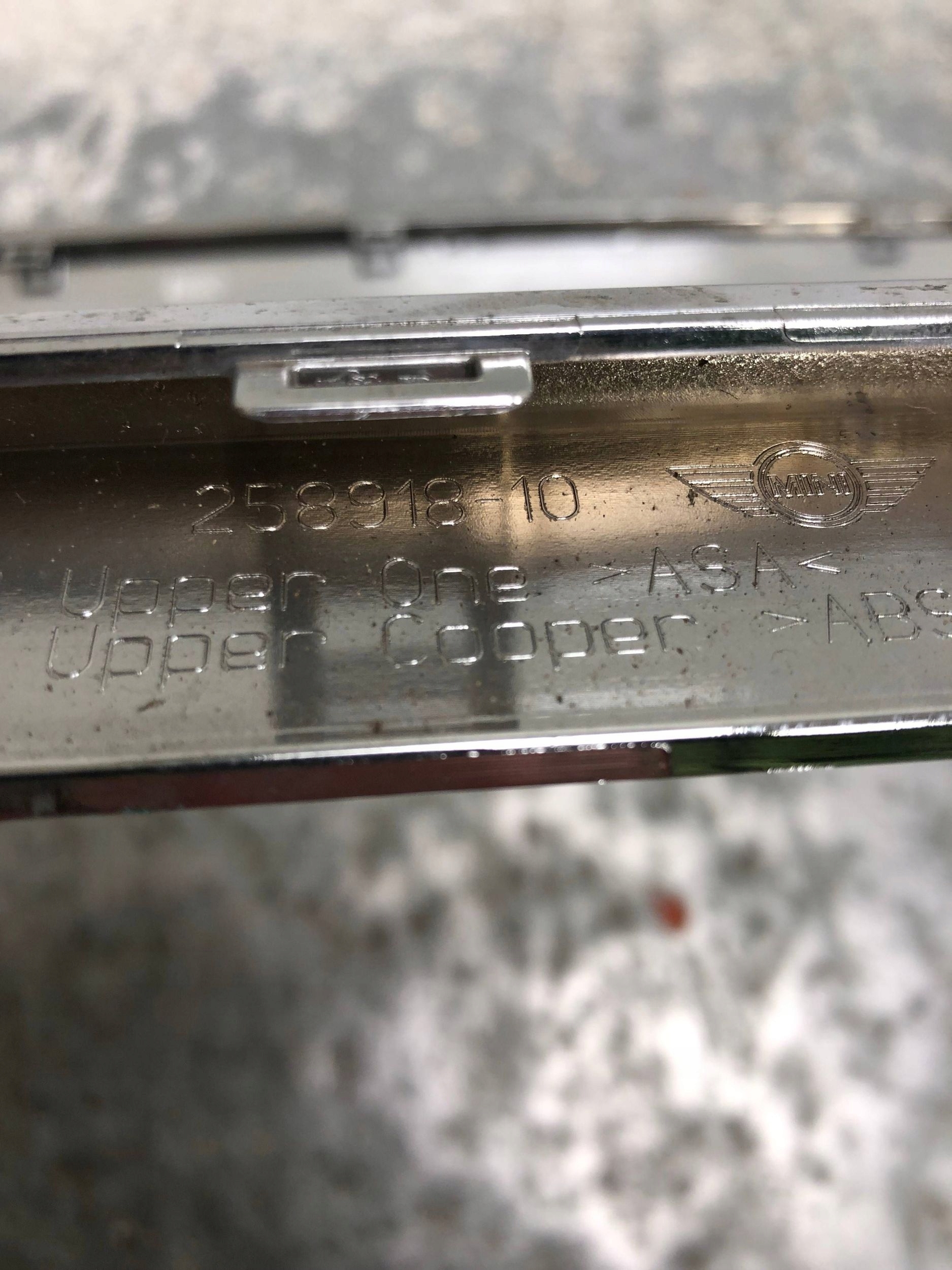 lišta CHROM nárazníku předek KOMPLET MINI F55 258918-10