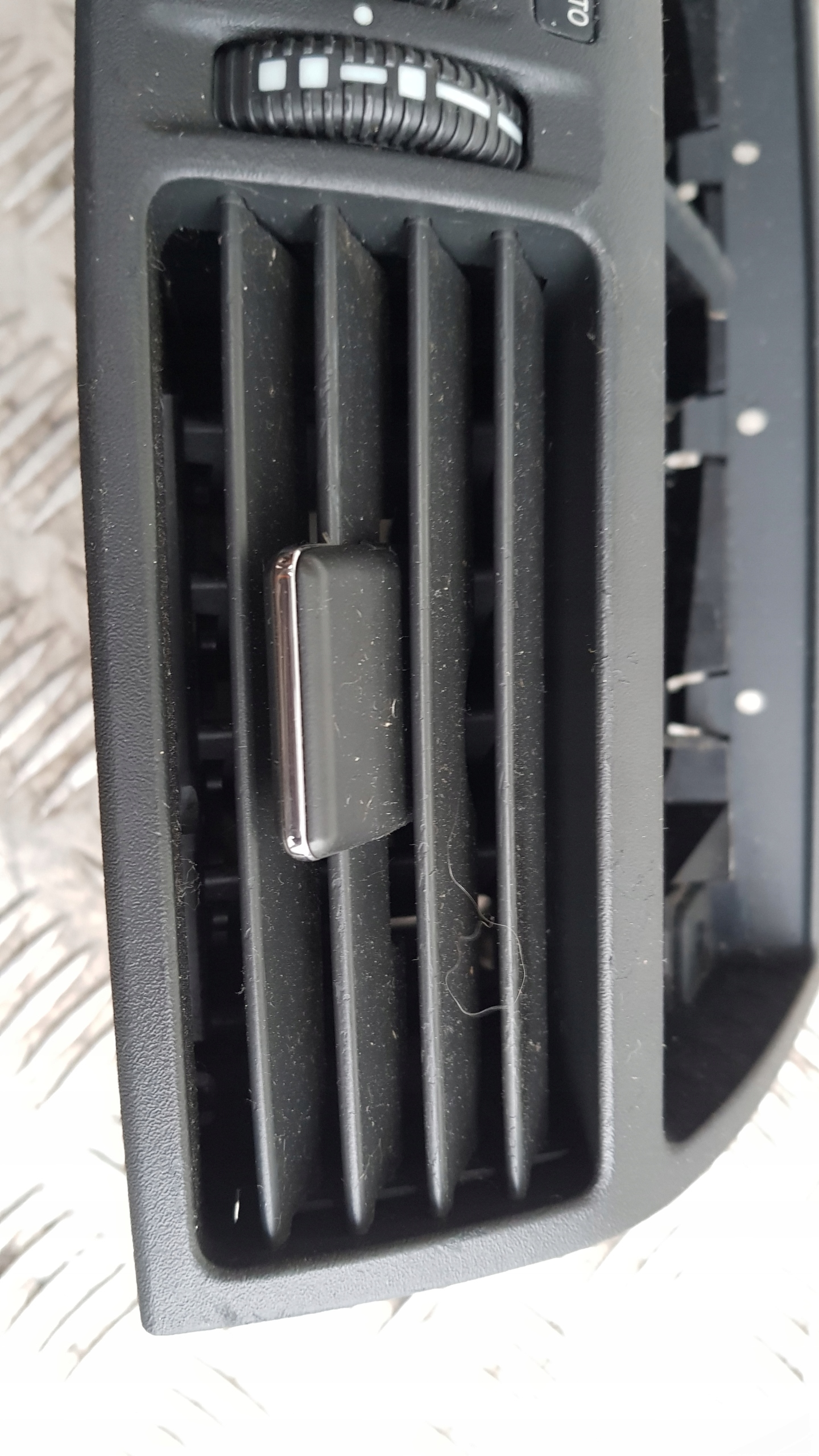 MERCEDES W220 grid air conditioning devices central KOKPITU 2208300554