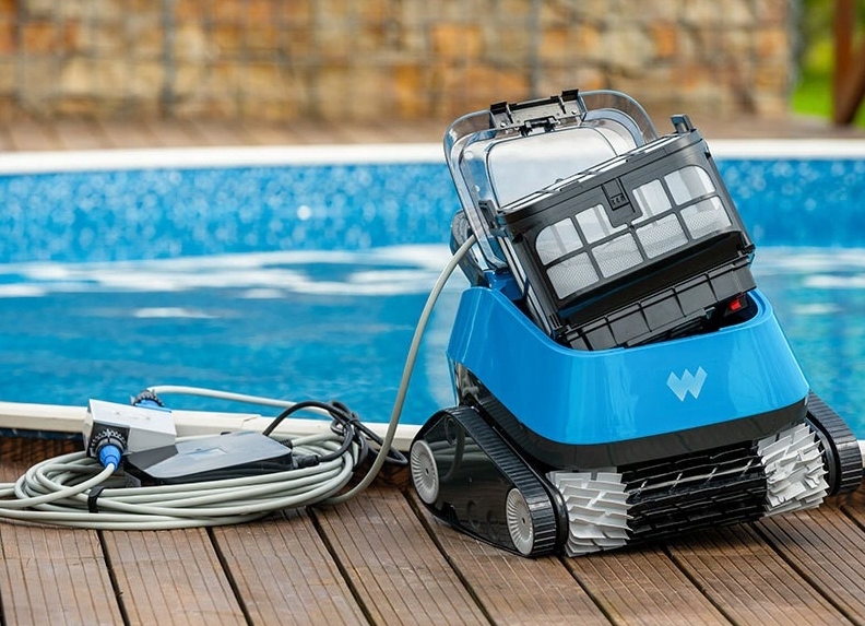 Odkurzacz basenowy Warrior 2 Automatyczny ŚCIANY I DNO Producent Azuro