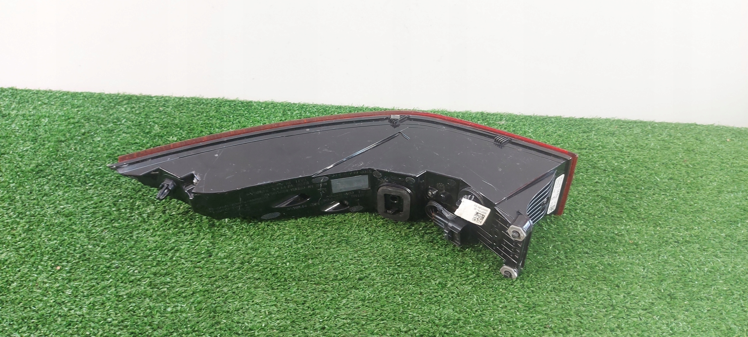 JAGUAR E-PACE X540 left light rear part rear FULL LED