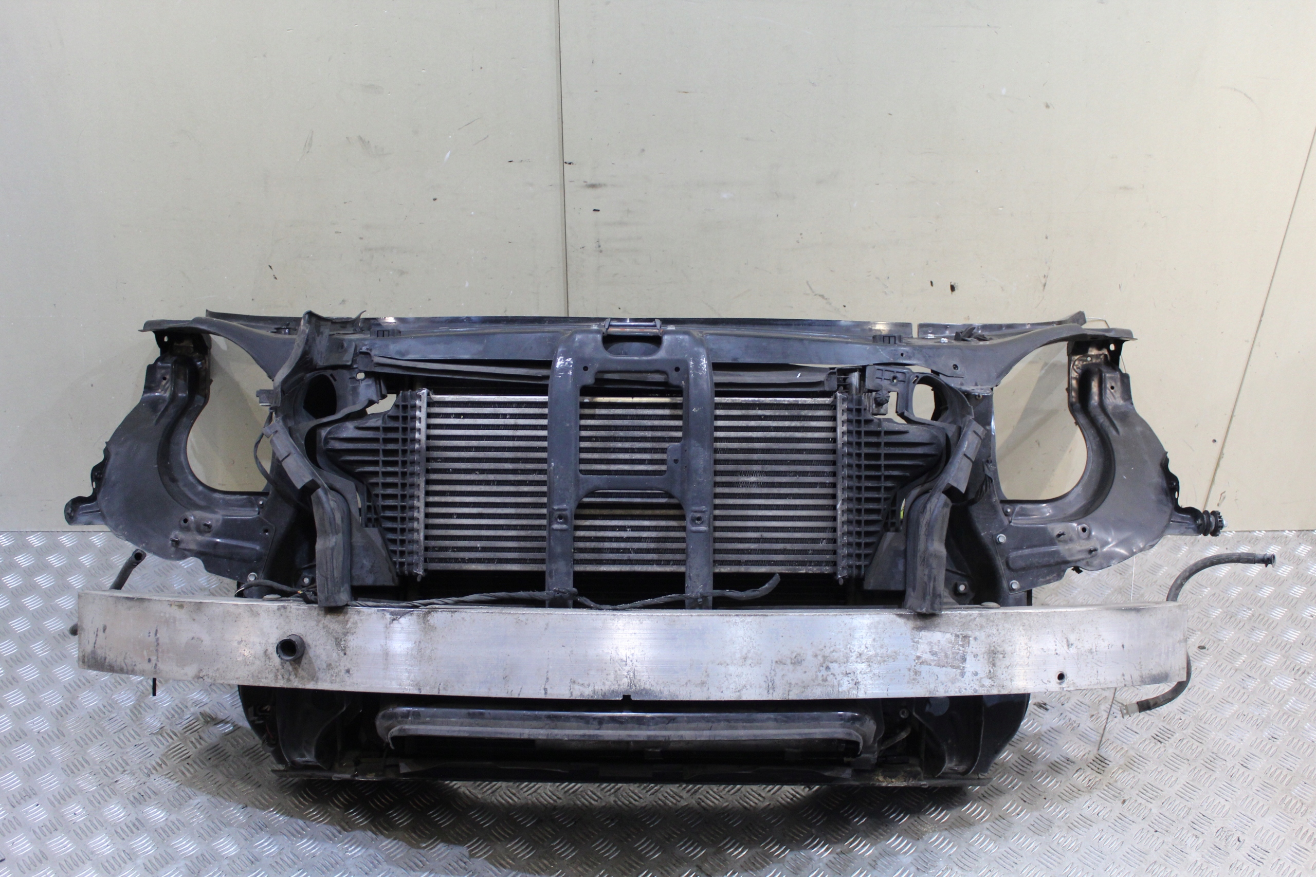 PAS PRZEDNI CHŁODNICE GL W164 3,0 CDI