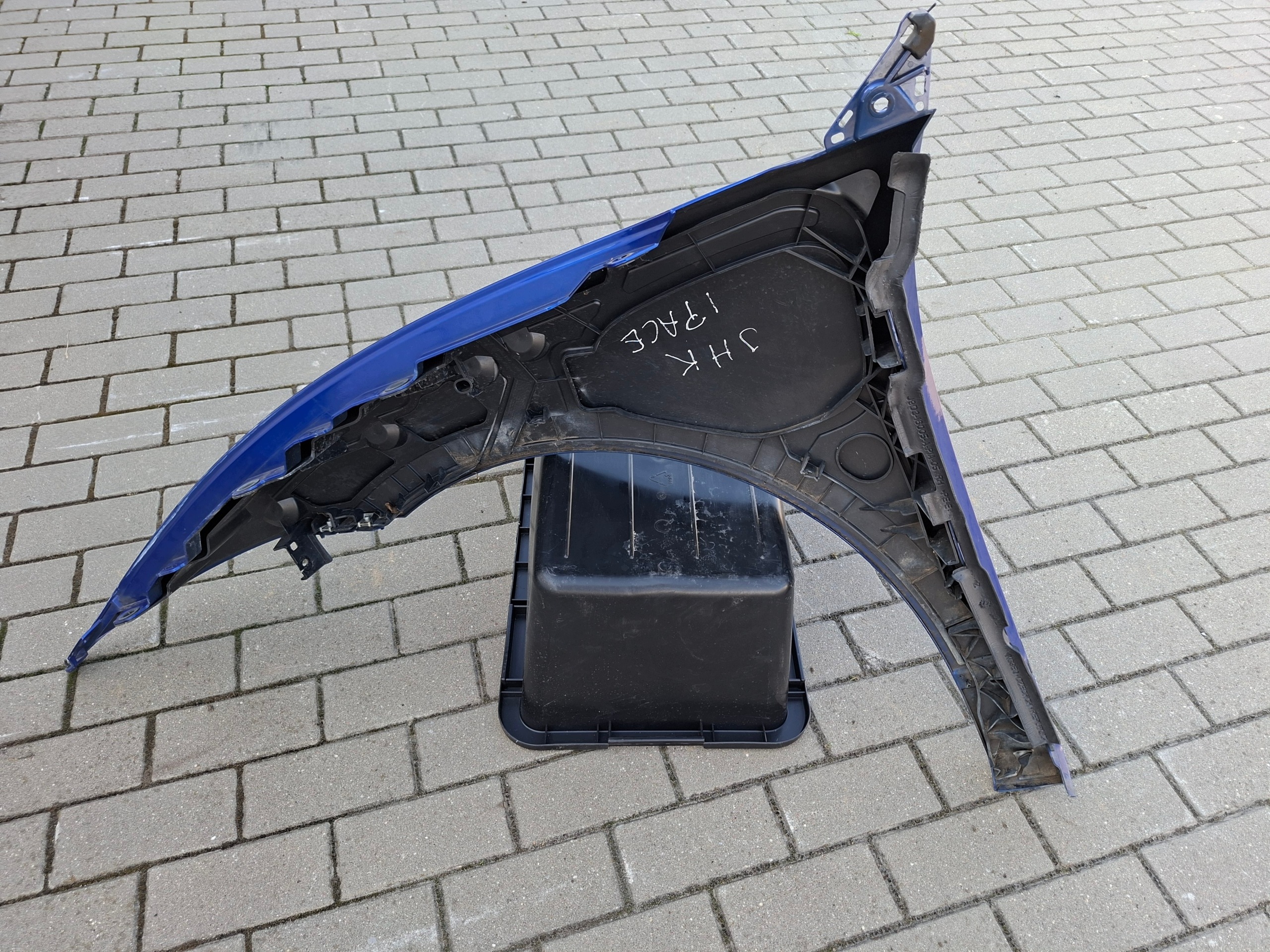 fender front front right JAGUAR and-PACE X590 JHK