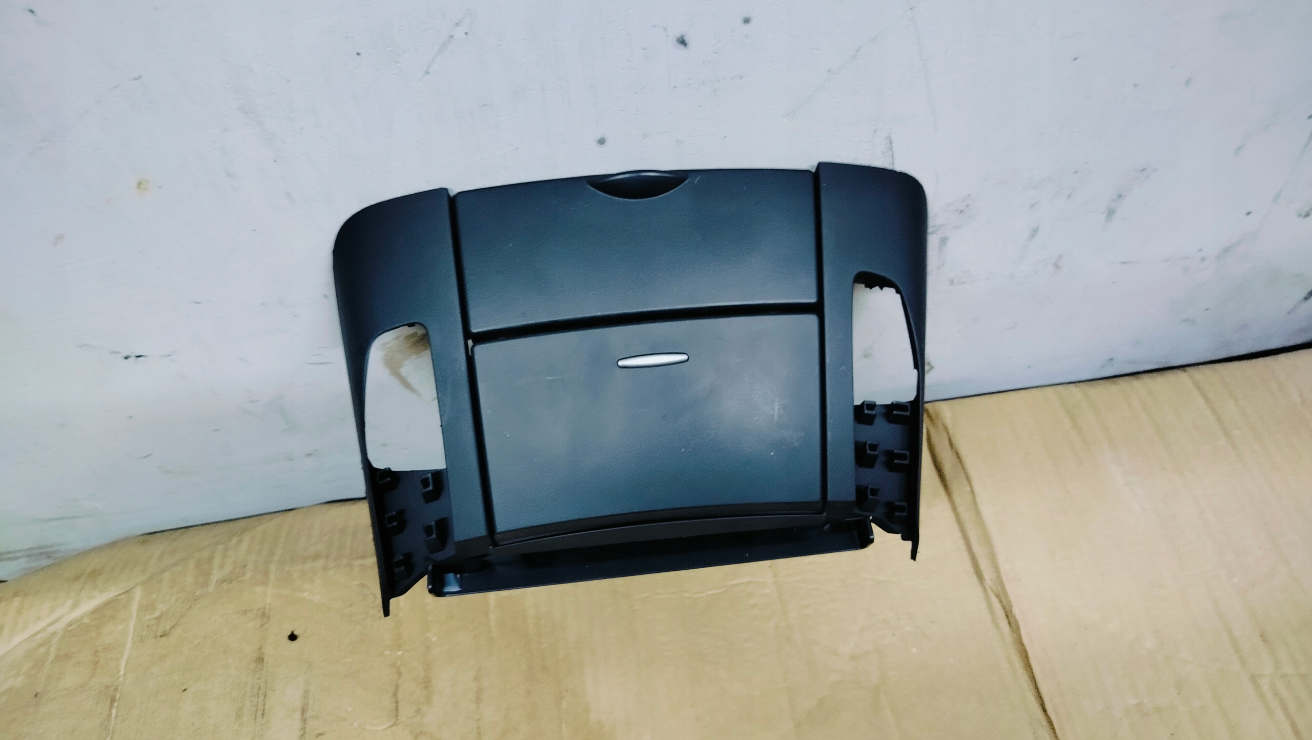 ashtray KIA PROCEED and LIFT 84707-1H050 passenger compartment cover