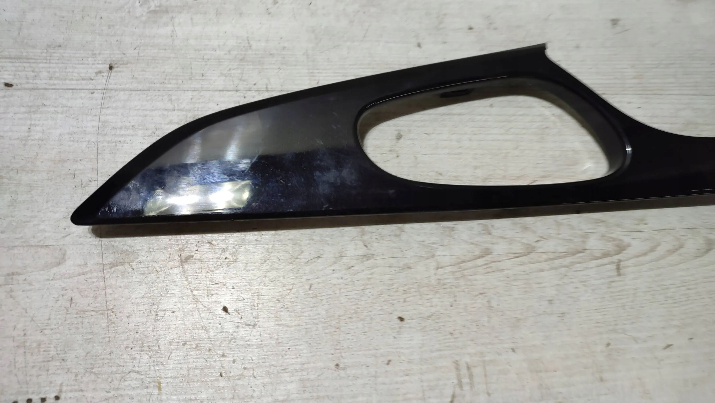 Nissan Qashqai 16r 1.5dci front side right cover spoiler