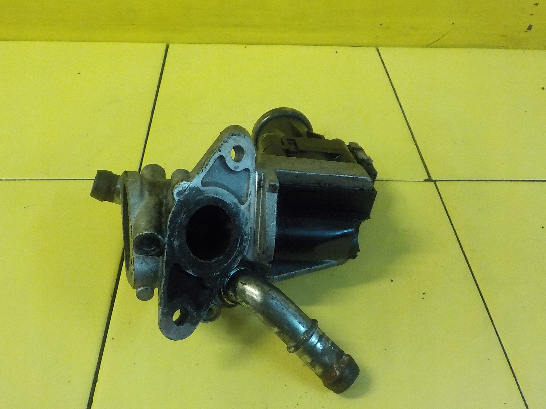 FORD TRANSIT MK7 2.2 TDCI 12r 115KM SRFA zawor EGR Producent części Ford OE