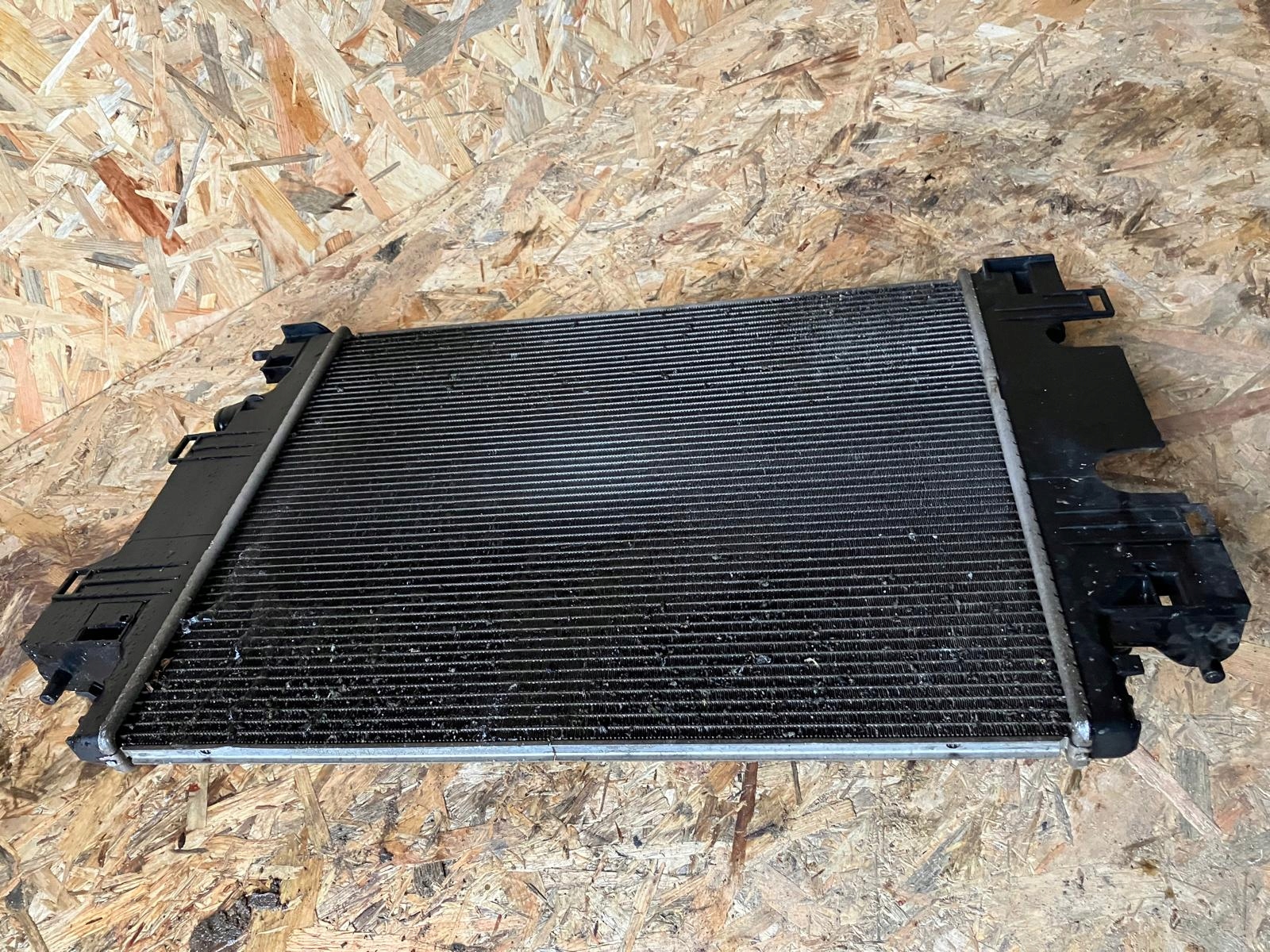 vízhütö ventilátor TWINGO III 1.0 SCE