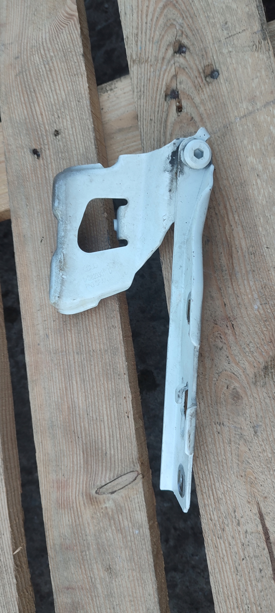 hinge bonnets AUDI A4 B8 left LY9C 8K0823301D