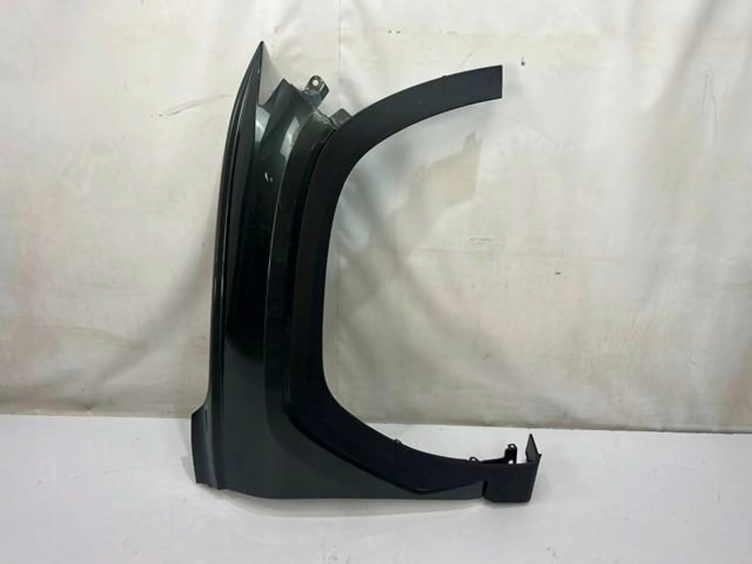 HYUNDAI TUCSON IV 20 r.- BŁOTNIK PRAWY PRZÓD PRZEDNI