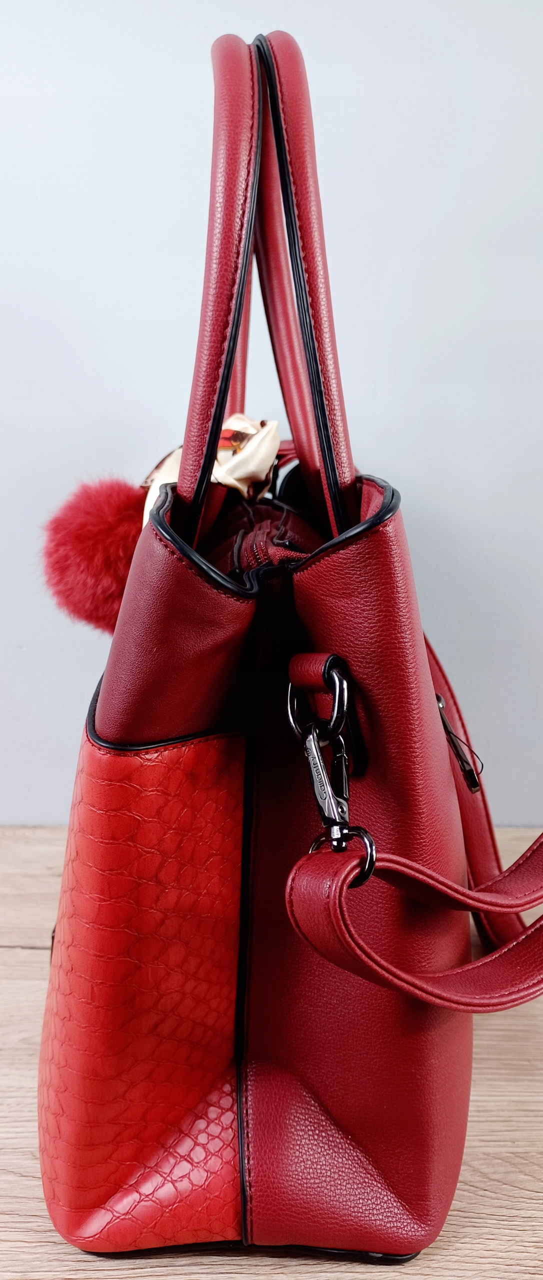 Torebka GALLANTRY CZERWONA torba kuferek CZERWONY Model KUFEREK