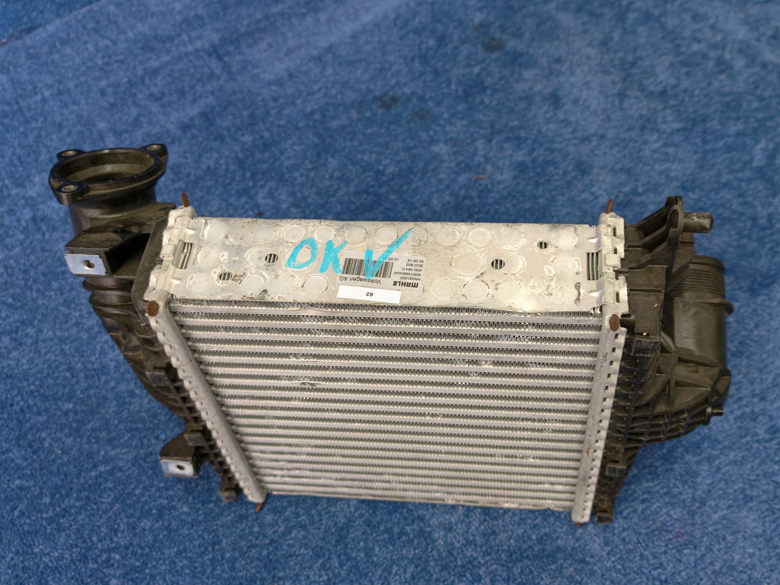 AUDI VW PORSCHE 3.0 TDI intercooler right original 4M00145804AP OPIS!
