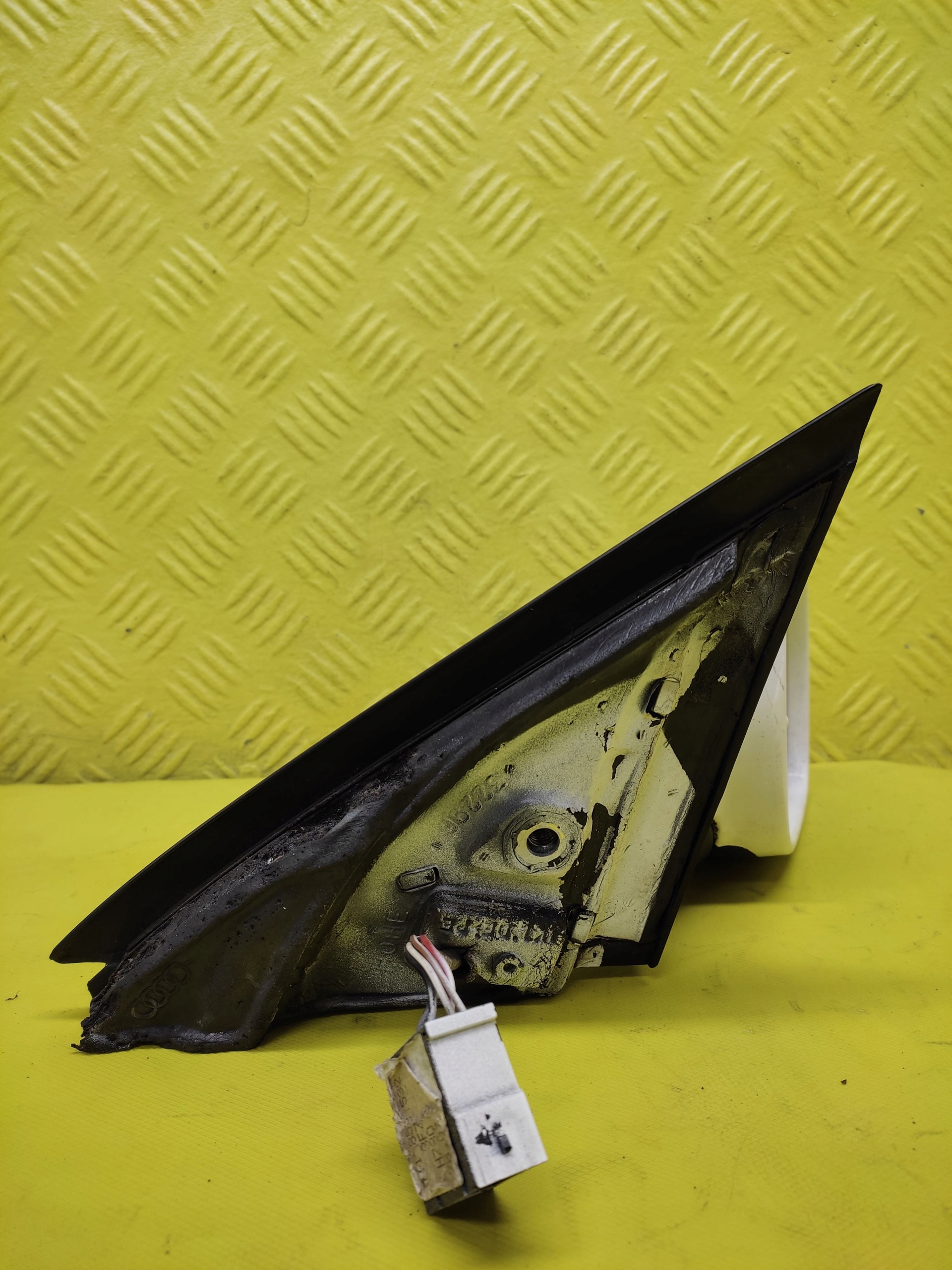 AUDI A6 C5 sedan mirror ZEWNETZRNE right 5 PIN