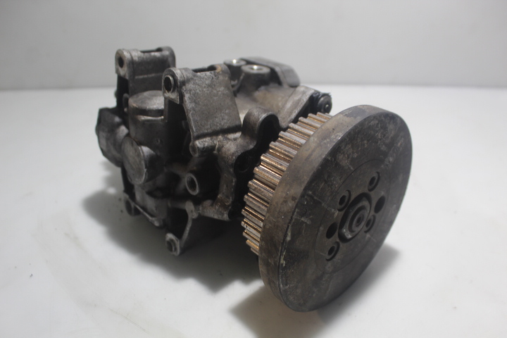 Топливный насос AUDI A6 C5 2.5 TDI