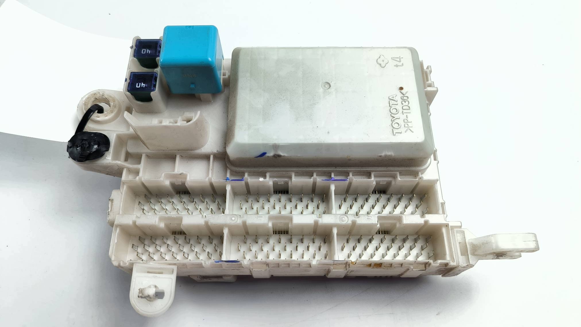 Module fusibles TOYOTA HILUX VII LIFT
