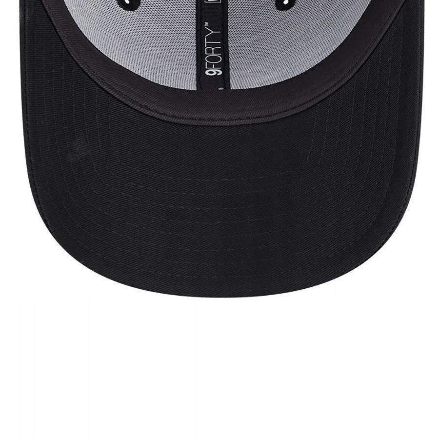 CZAPKA Z DASZKIEM NEW ERA ORYGINALNA HOLOGRAM Wzór dominujący logo