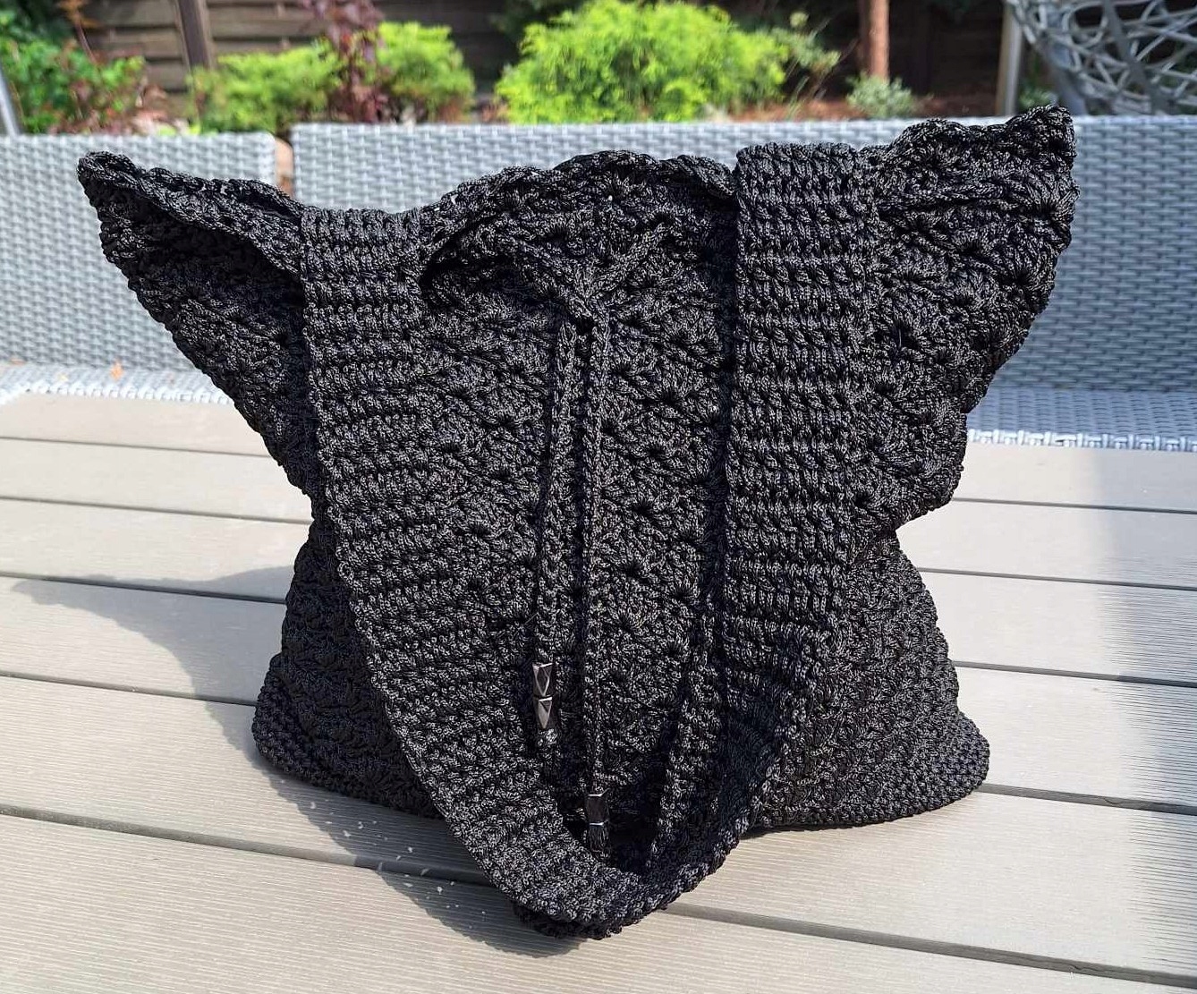 Háčkovaná Kabelka Černá S Podšívkou A Kapsou