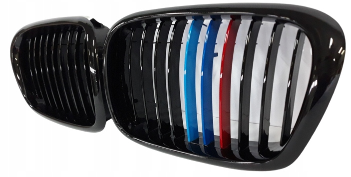 BMW 5 E39 96- ATRAPA NERKI GRILL POŁYSK