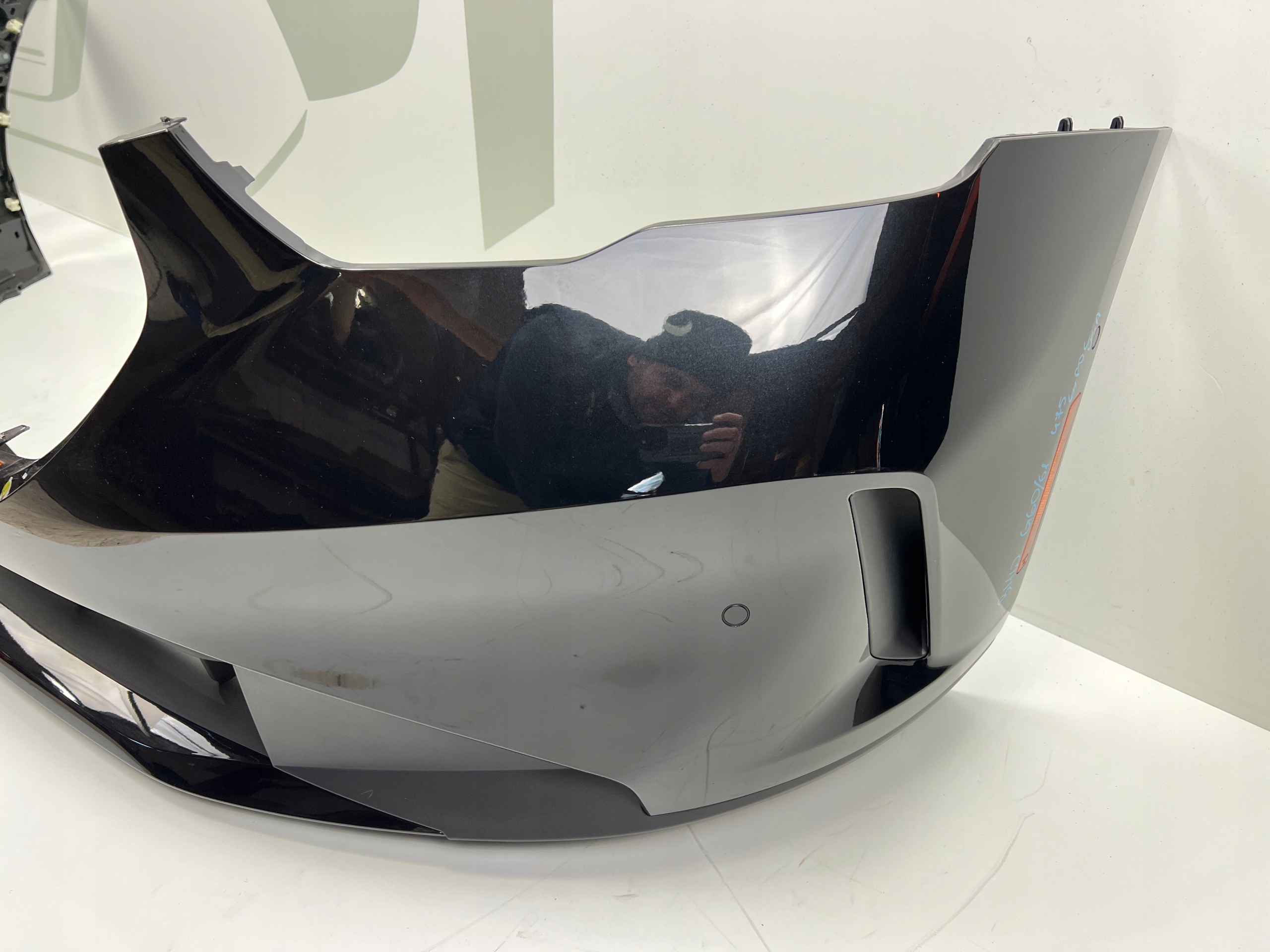 nárazník přední BMW G60 G61 6XPDC USA 475