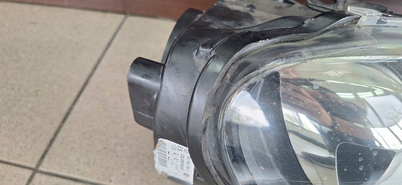 VW GOLF VI REFLEKTOR light front front right XENON 5K1941752C