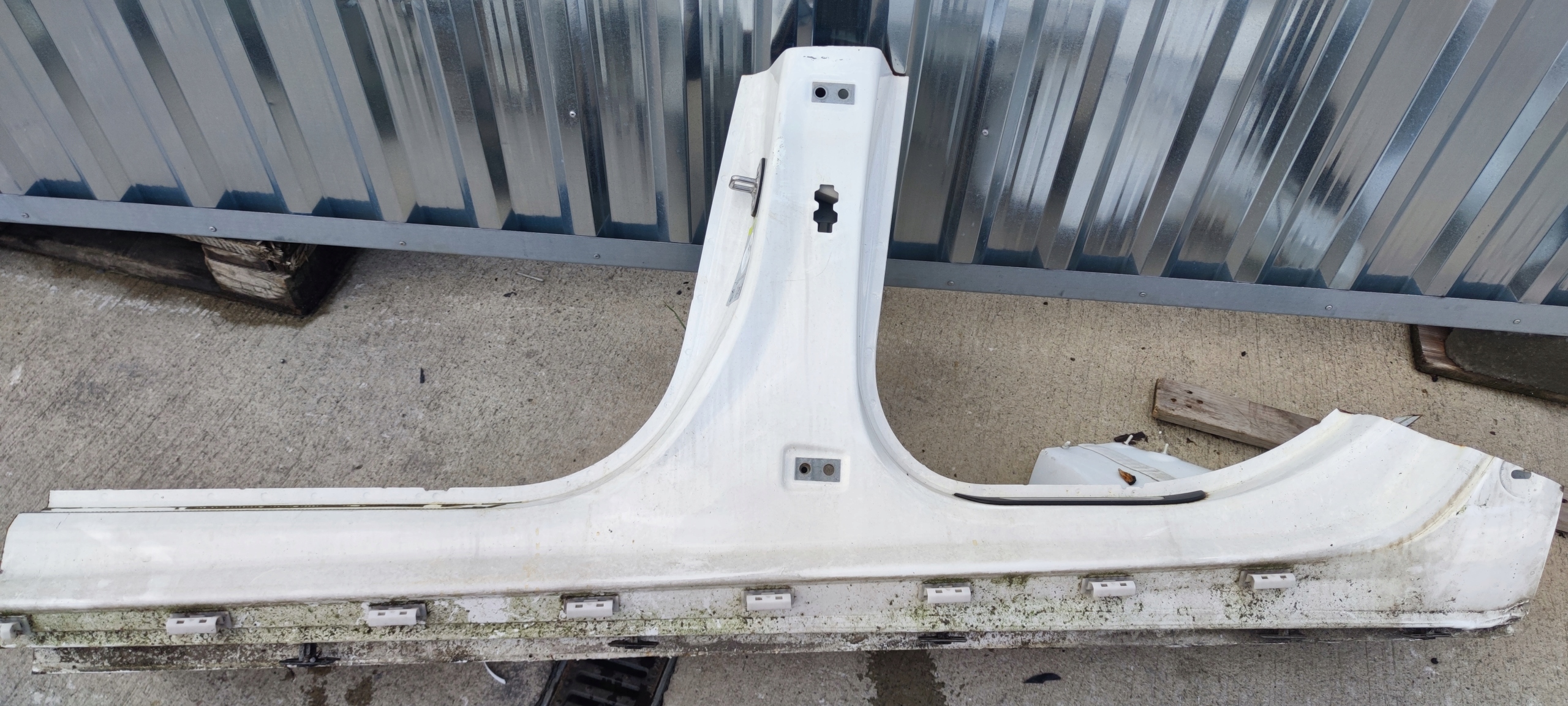 quarter threshold left side AUDI A6 C7 sedan AVANT *