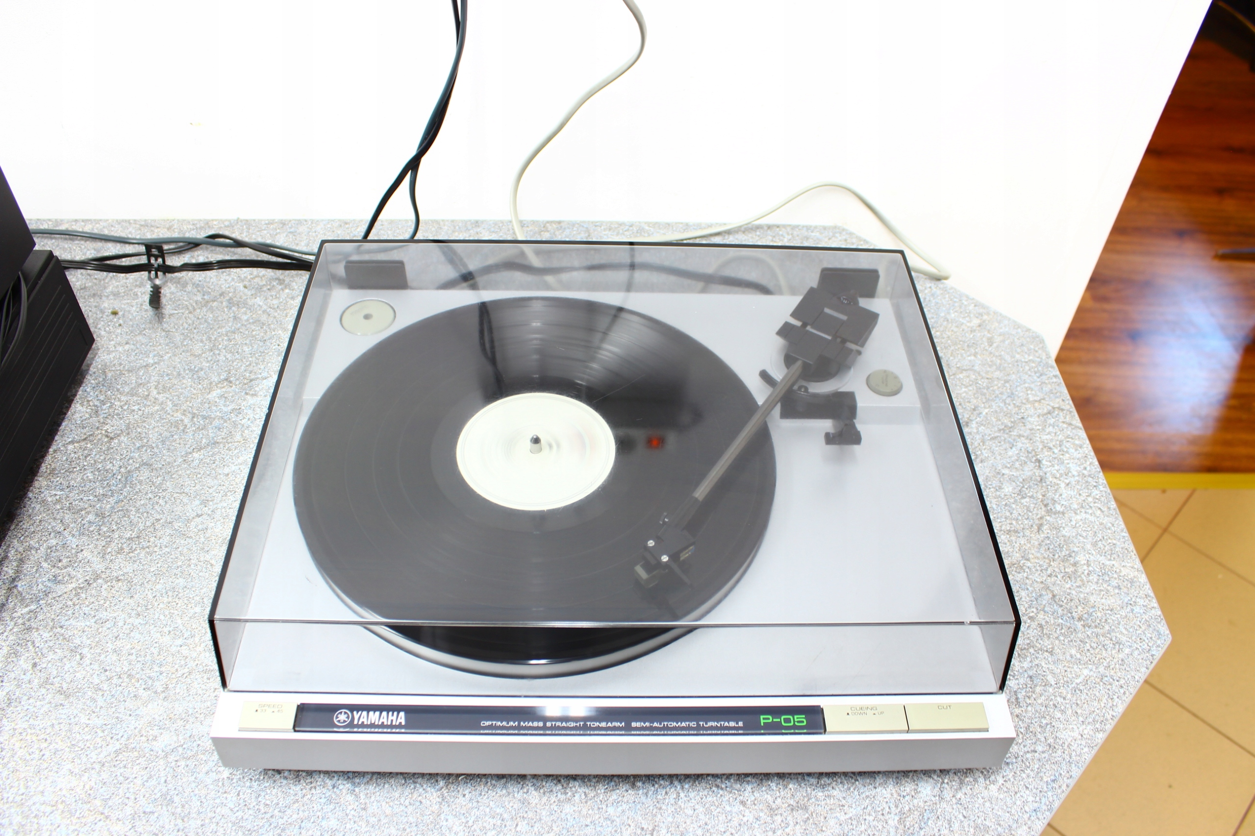 Gramofon Yamaha P-05 * Japan * Dostawa 0 zł Typ wkładki elektromagnetyczna (MM)