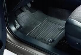 Toyota Corolla Cross Originálne gumové koberčeky predné PW210-16007 Oe
